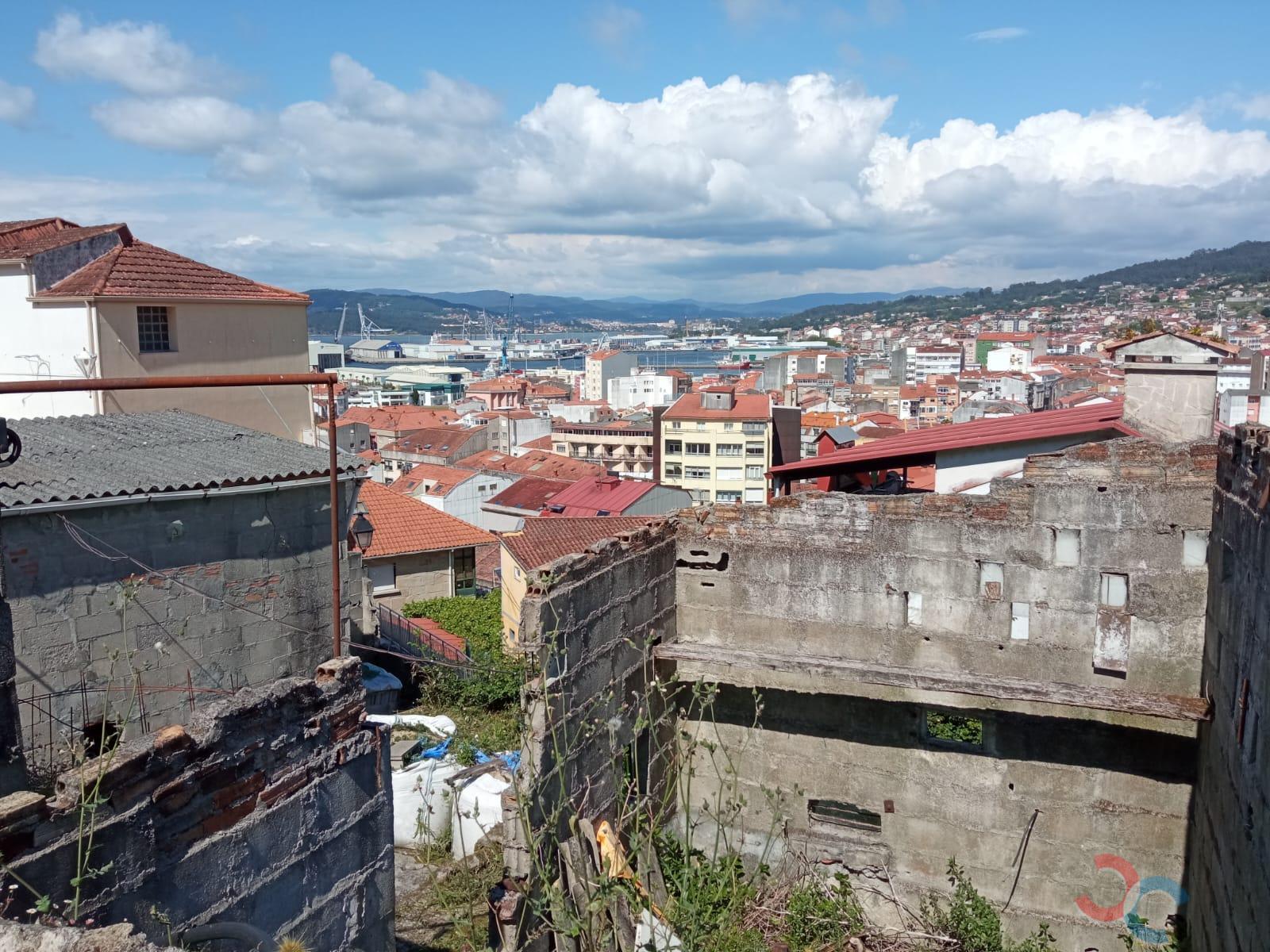 For sale of land in Marín