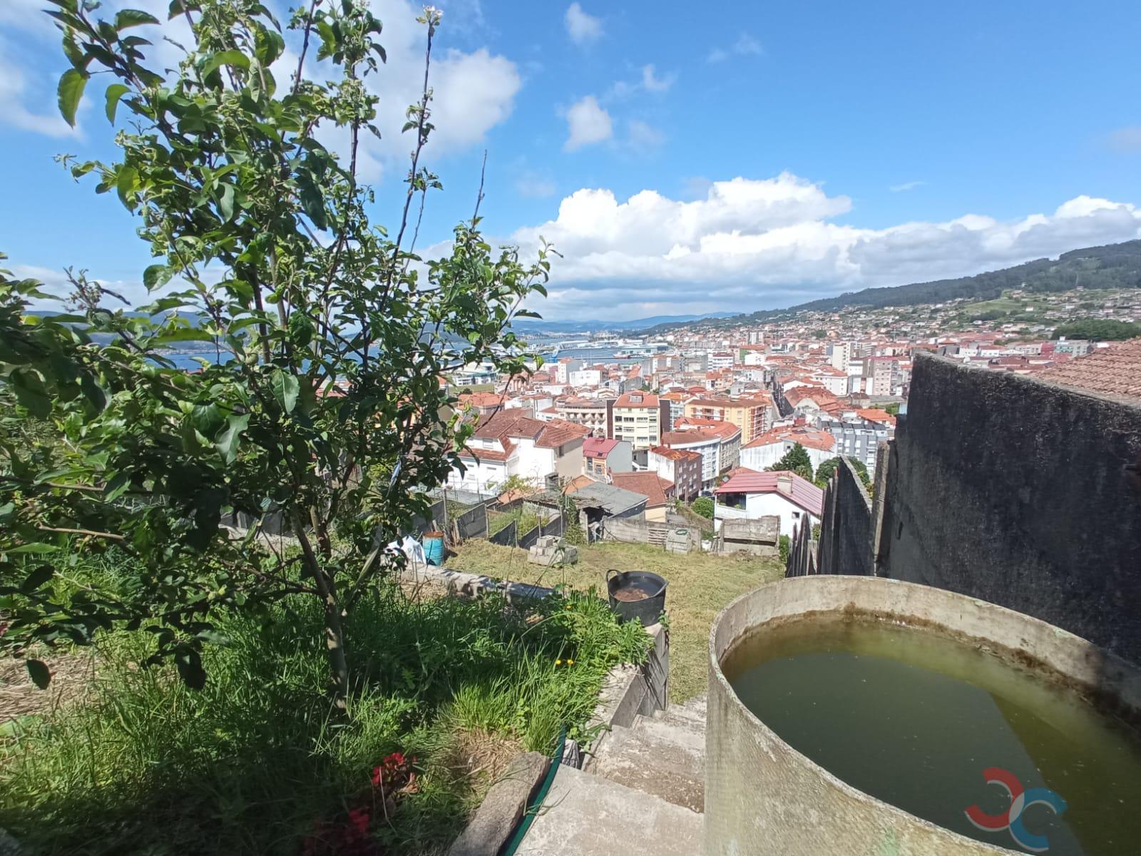 For sale of land in Marín