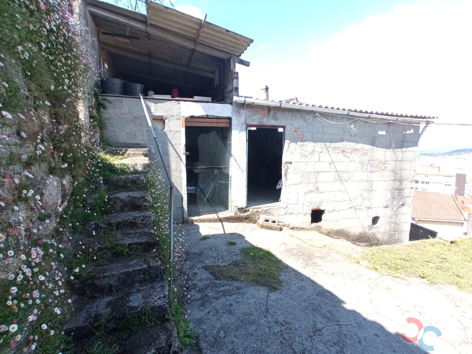 For sale of land in Marín