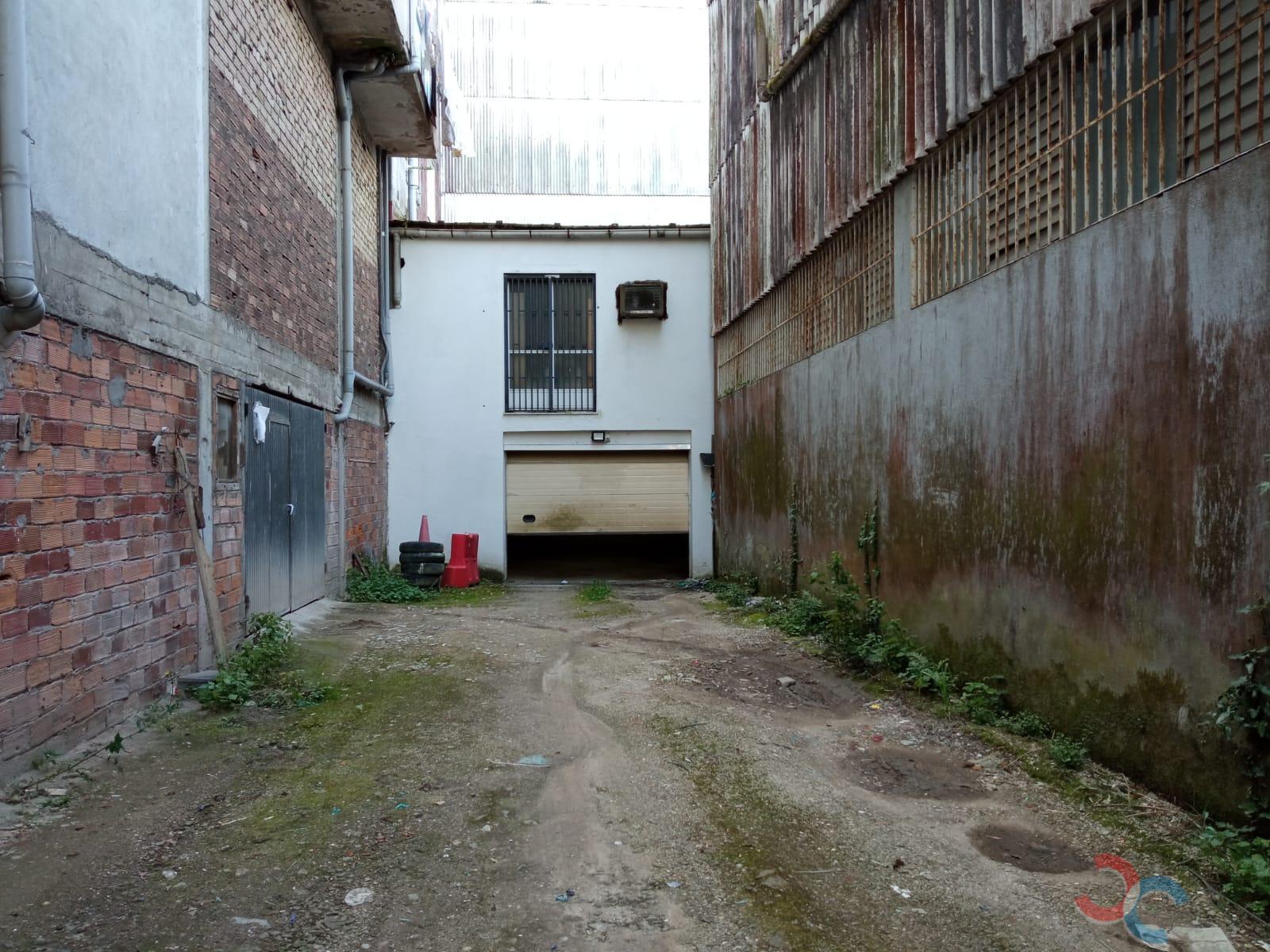For sale of garage in Pontevedra