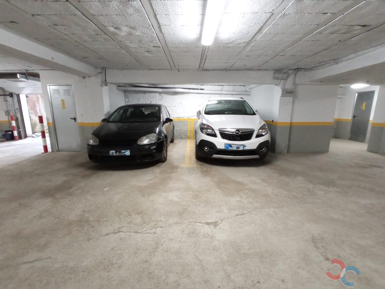 For sale of garage in Pontevedra