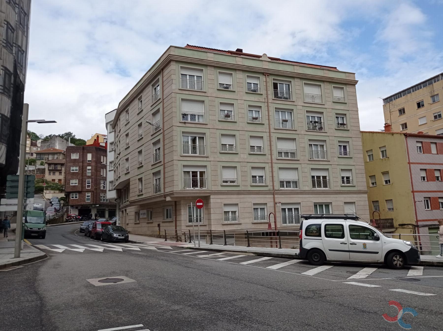 Venta de local comercial en Marín
