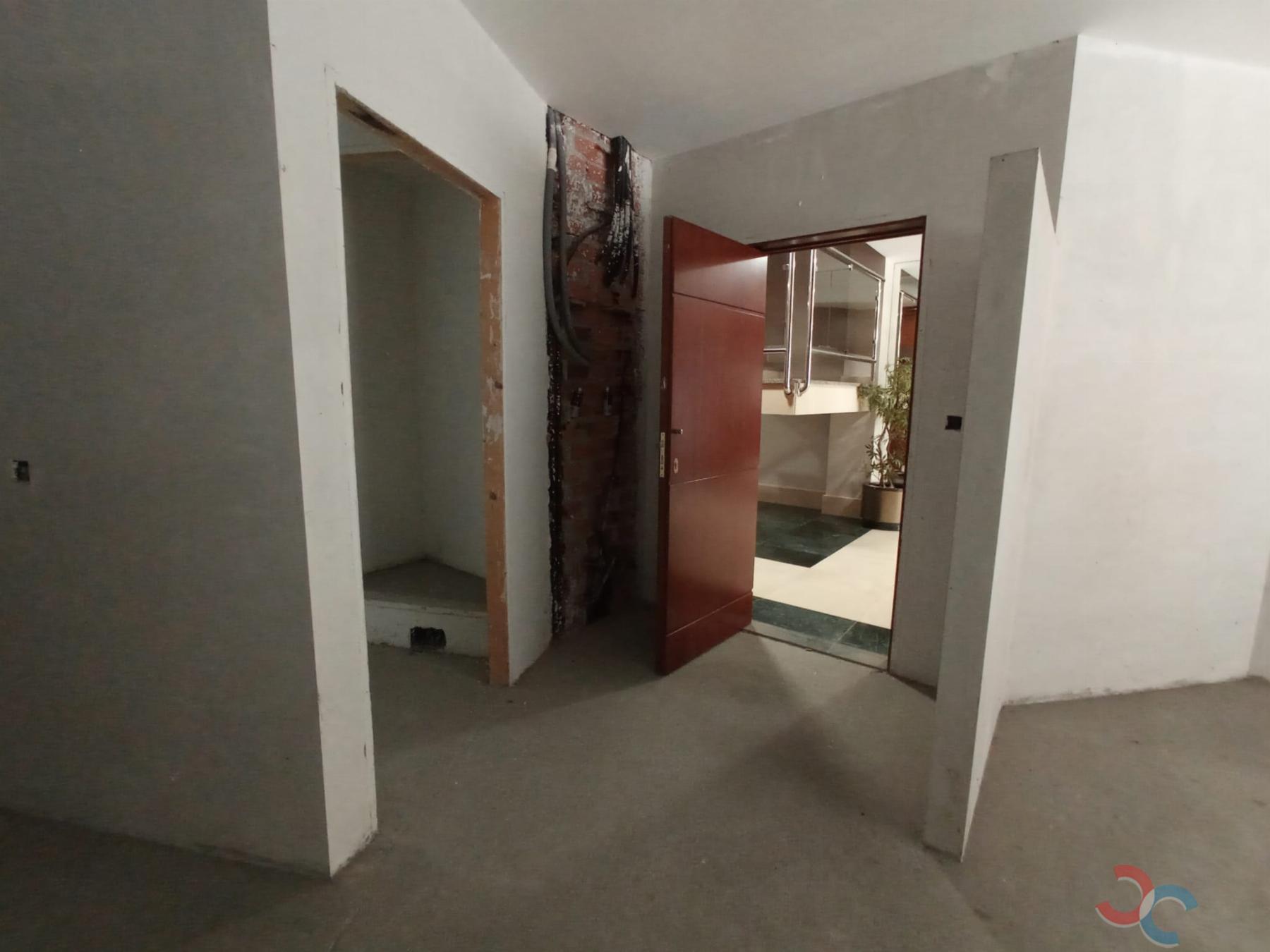 For sale of commercial in Marín