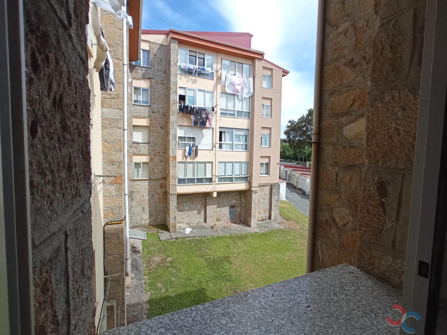 For sale of flat in Pontevedra