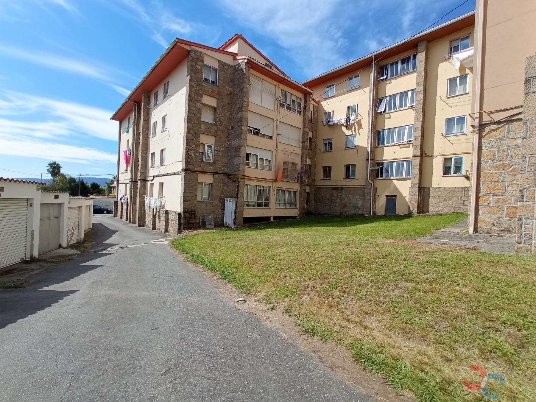 For sale of flat in Pontevedra