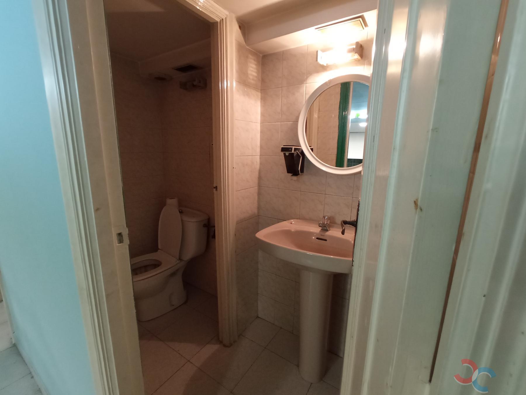 For rent of commercial in Marín