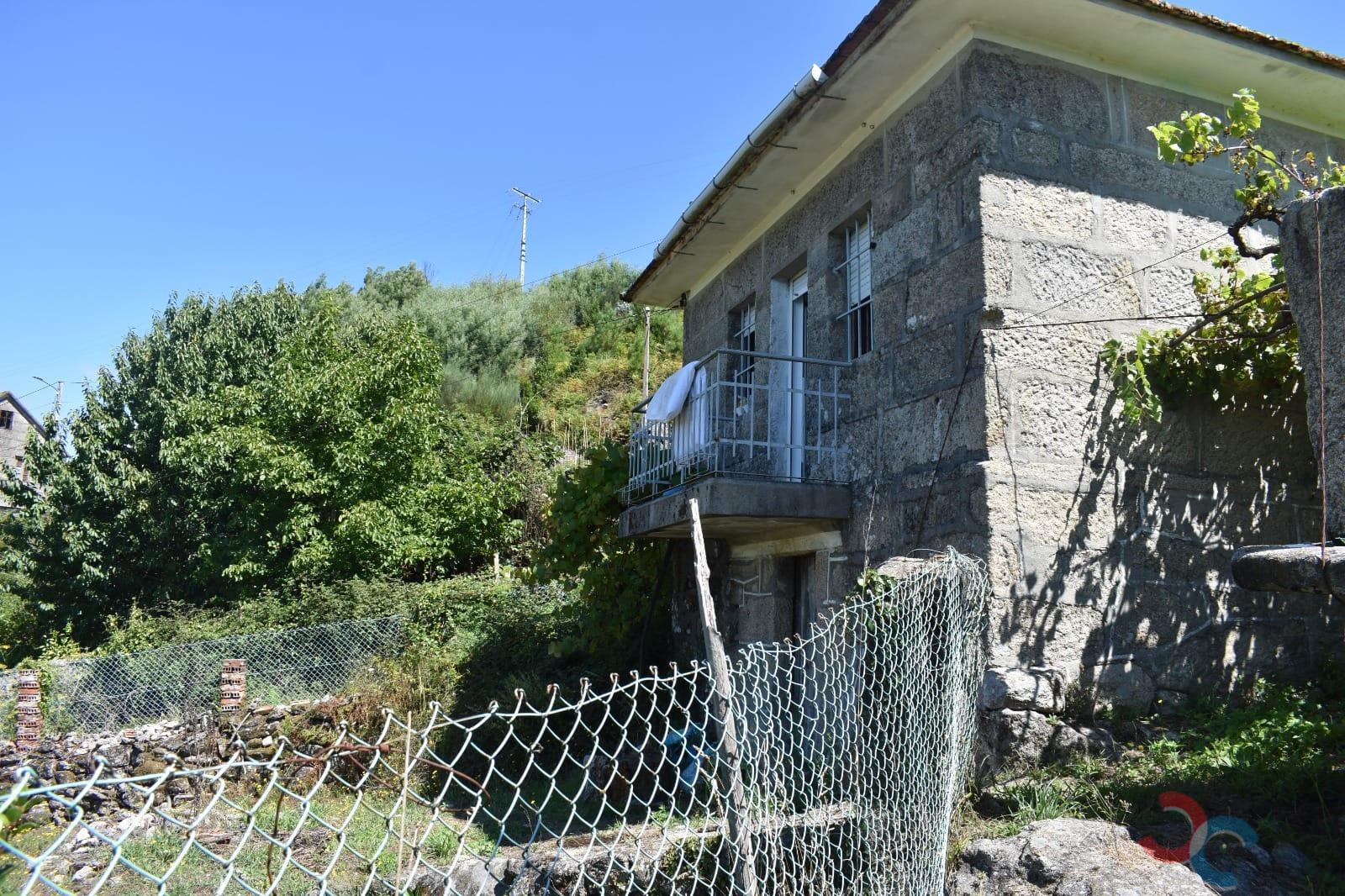 For sale of house in Pontevedra
