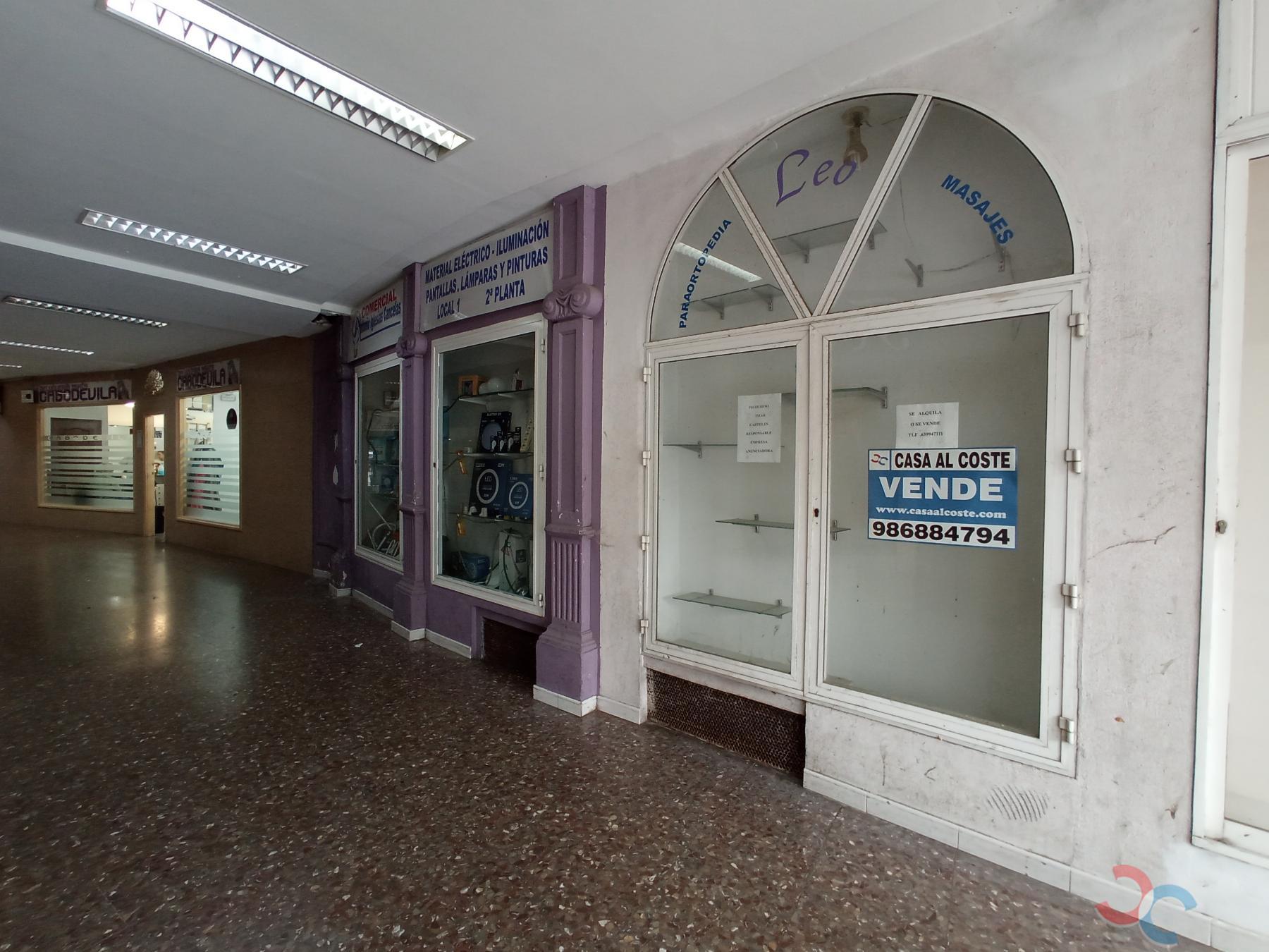 Venta de local comercial en Marín