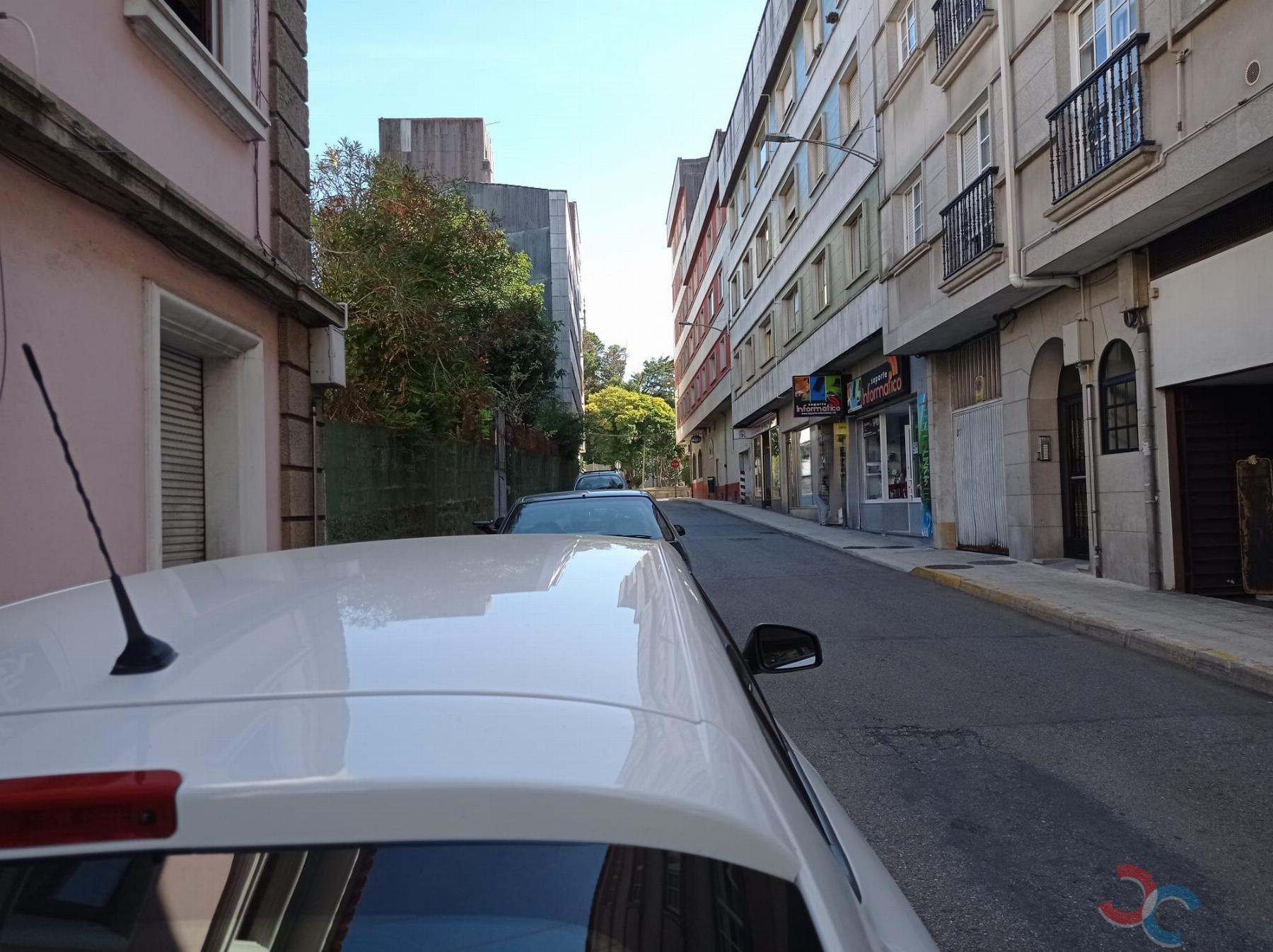 Venda de local comercial em Marín