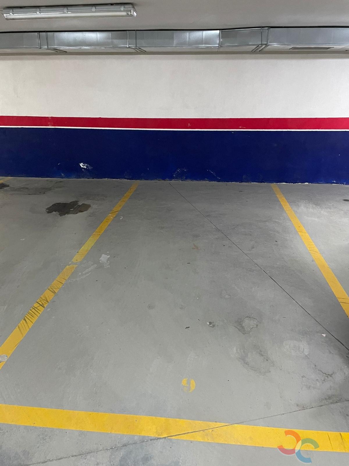 Venda de garagem em Marín