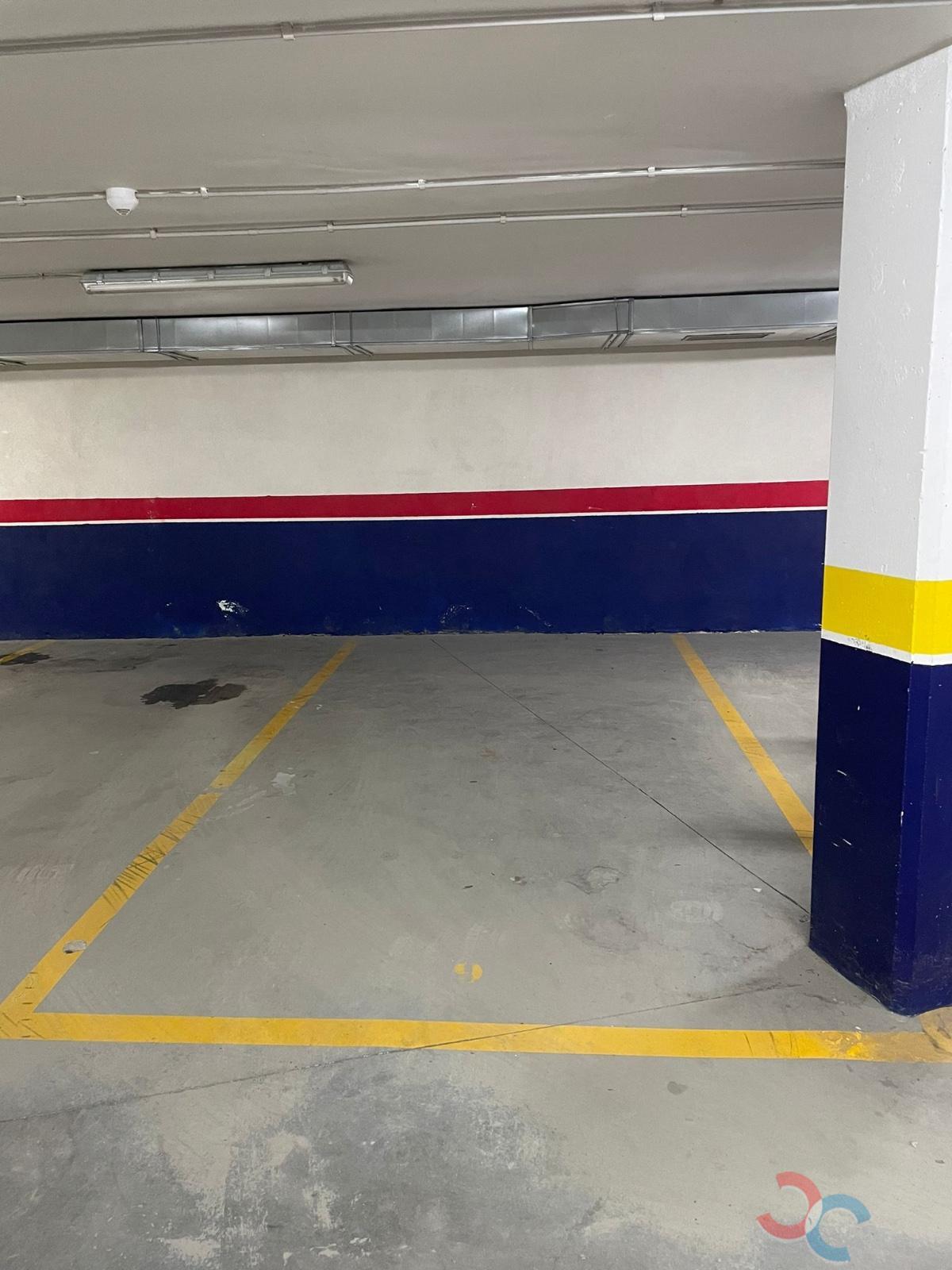 Venda de garagem em Marín