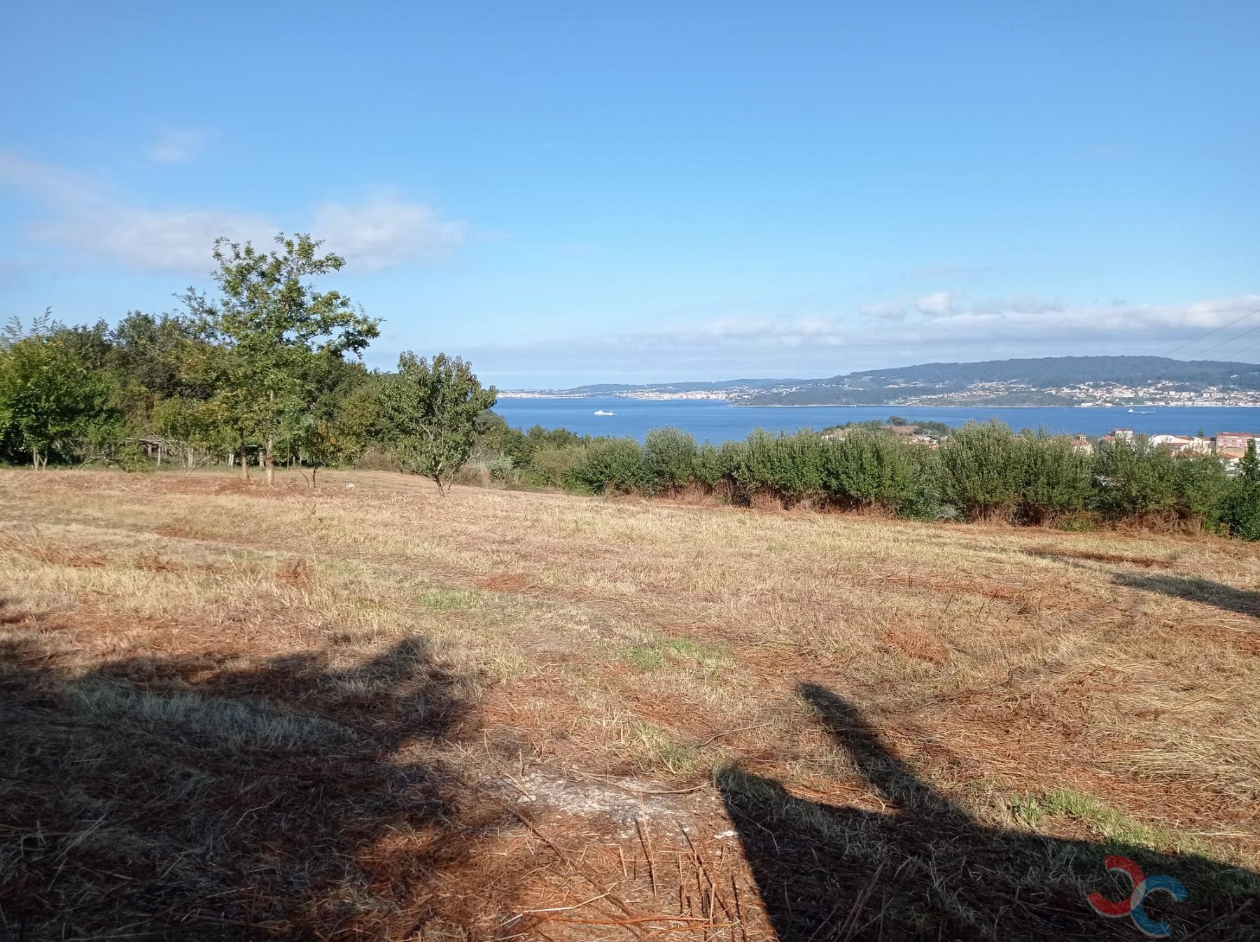 Venta de terreno en Marín