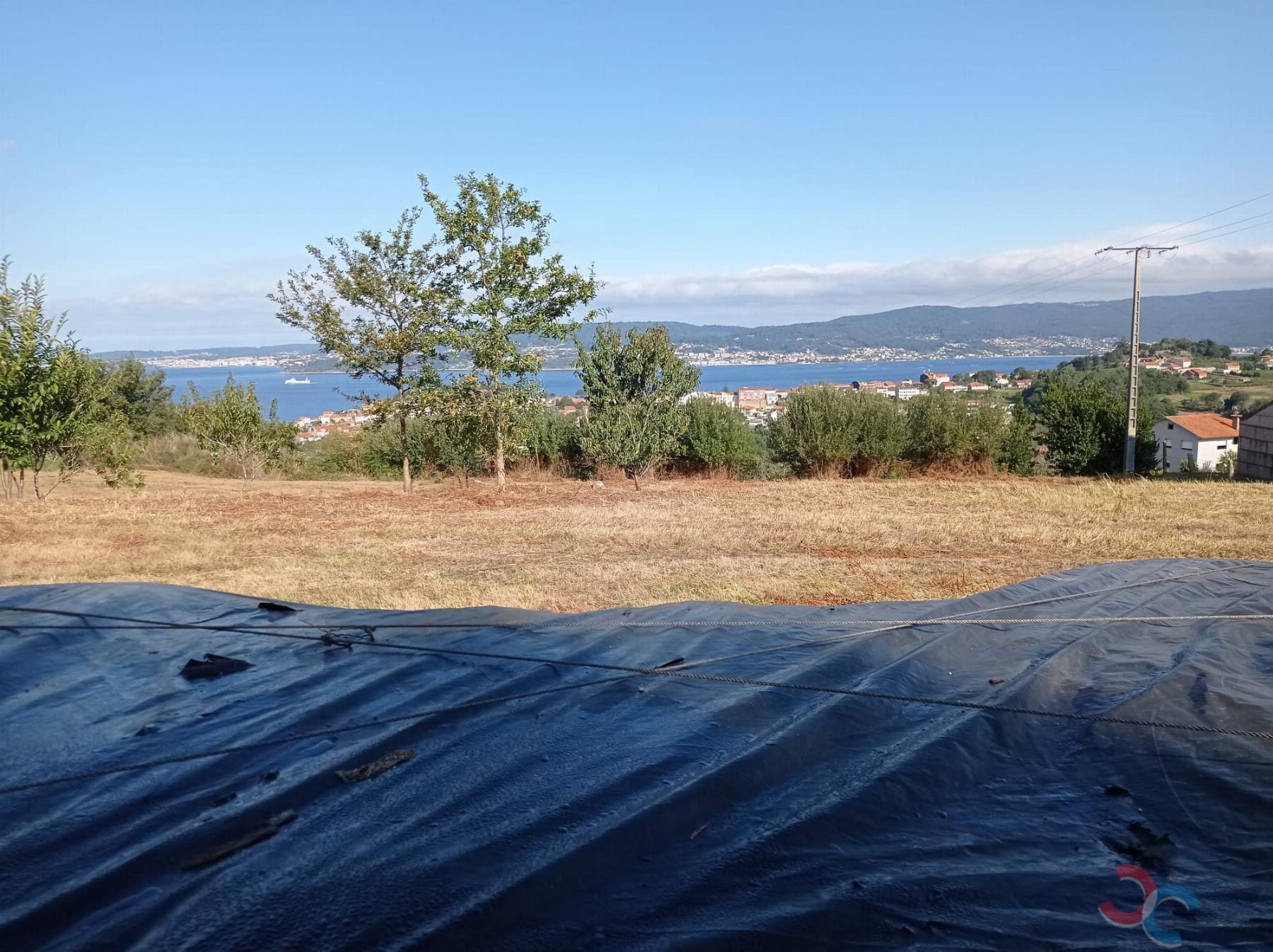 Venta de terreno en Marín