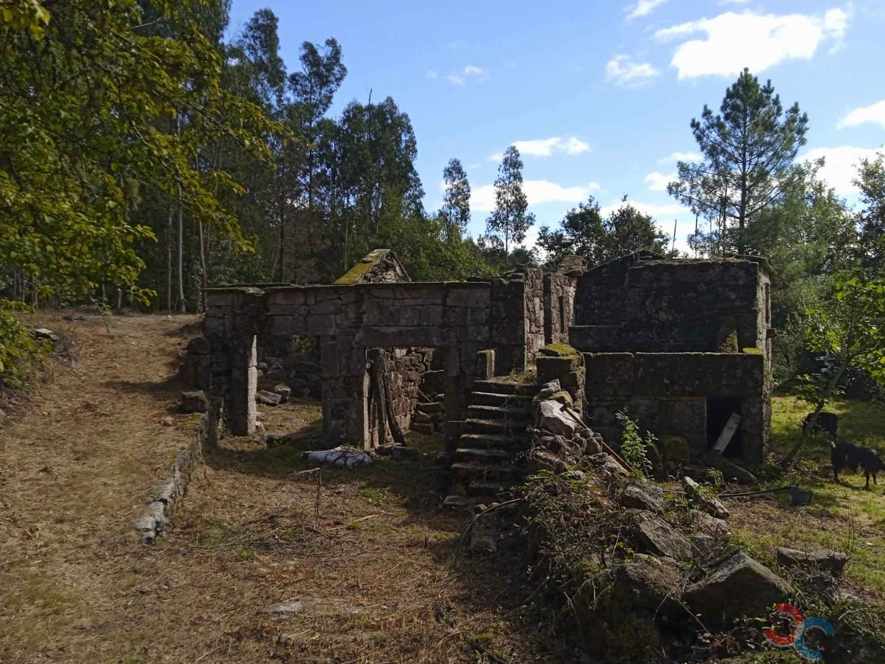 Venda de casa em Ponte Caldelas