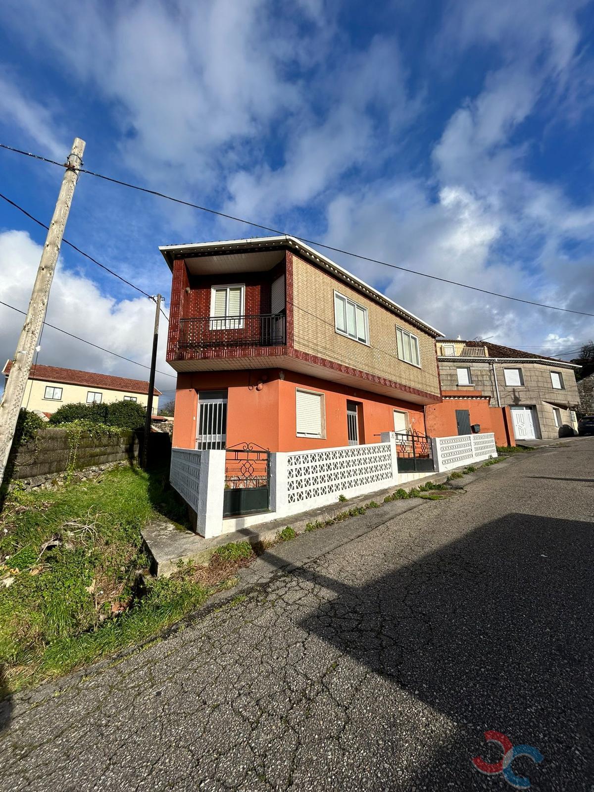 Venda de casa em Marín