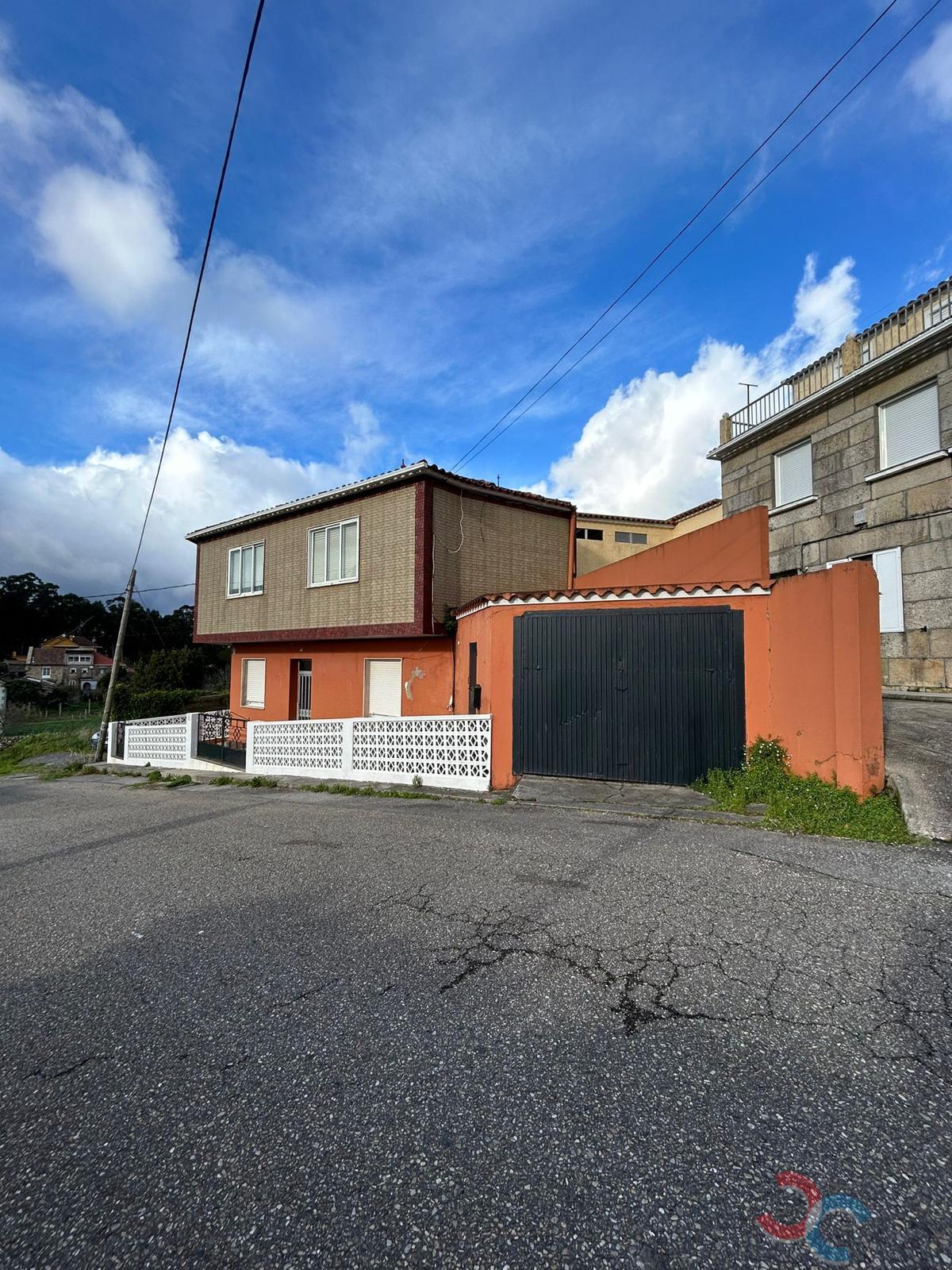 For sale of house in Marín