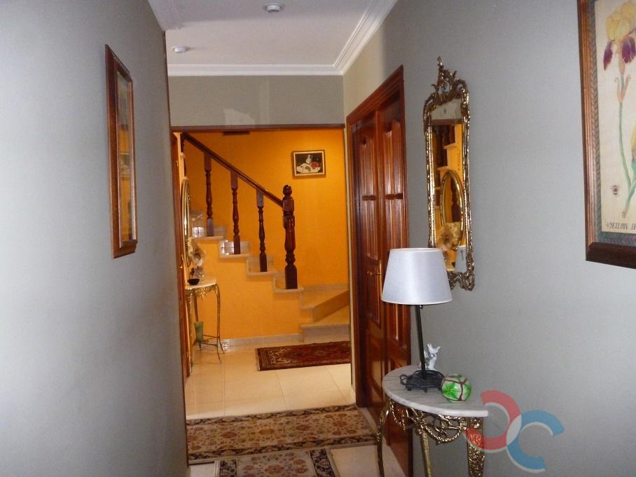 For sale of chalet in Pontevedra