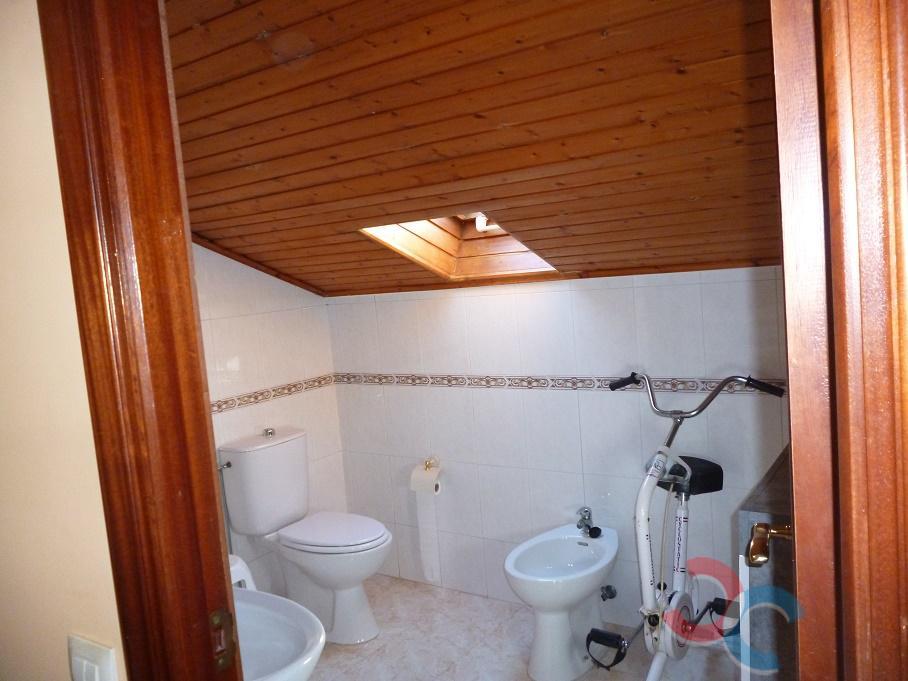 For sale of chalet in Pontevedra