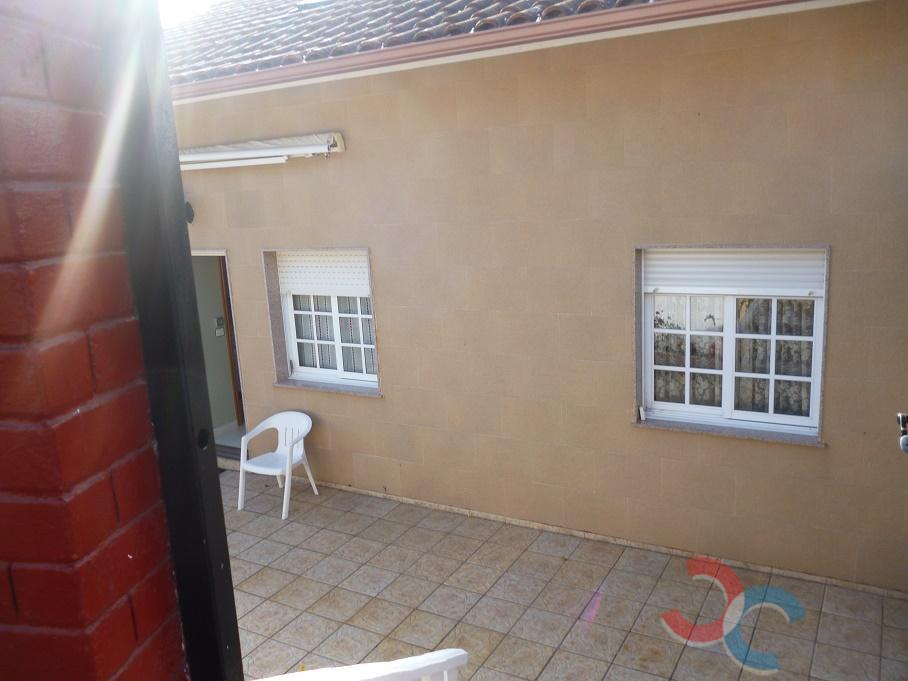 For sale of chalet in Pontevedra