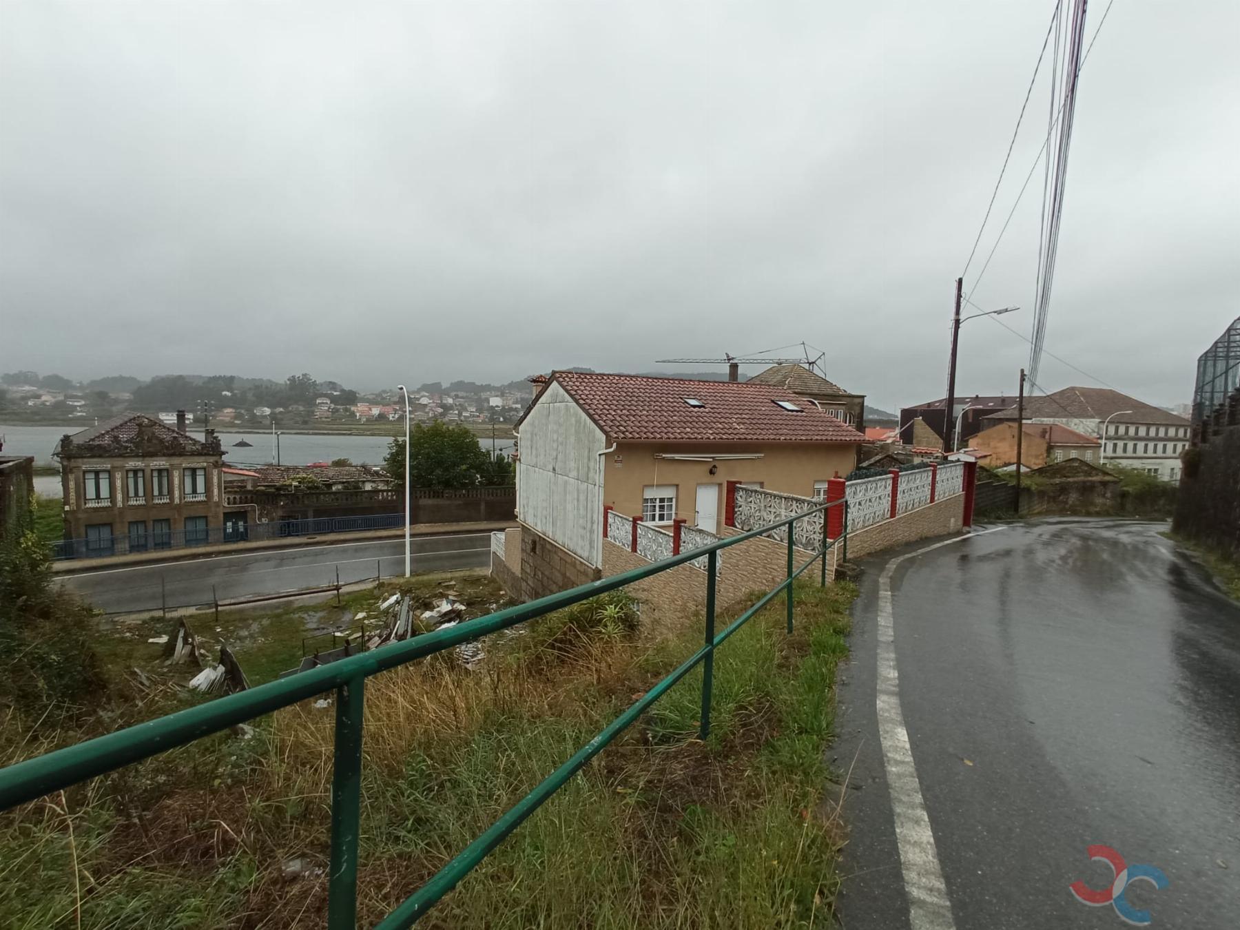 For sale of chalet in Pontevedra