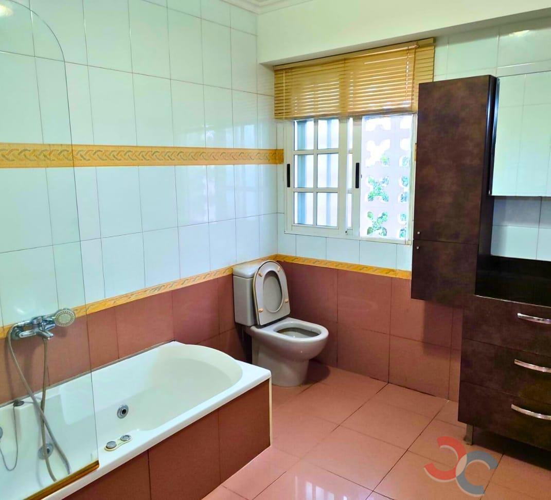 Venda de casa em Lourizán