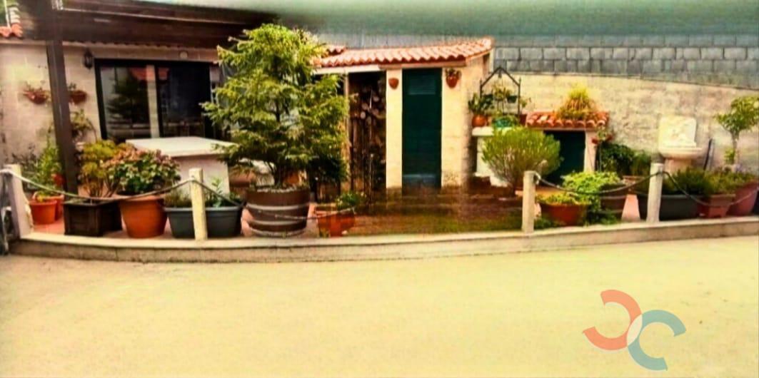 Venda de casa em Lourizán