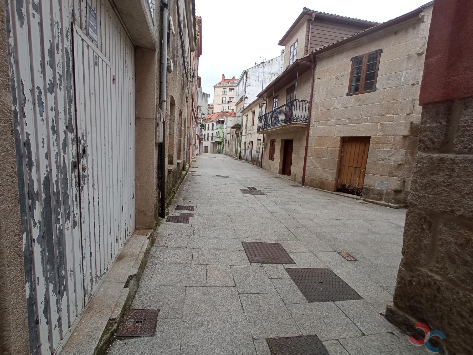 For sale of house in Marín