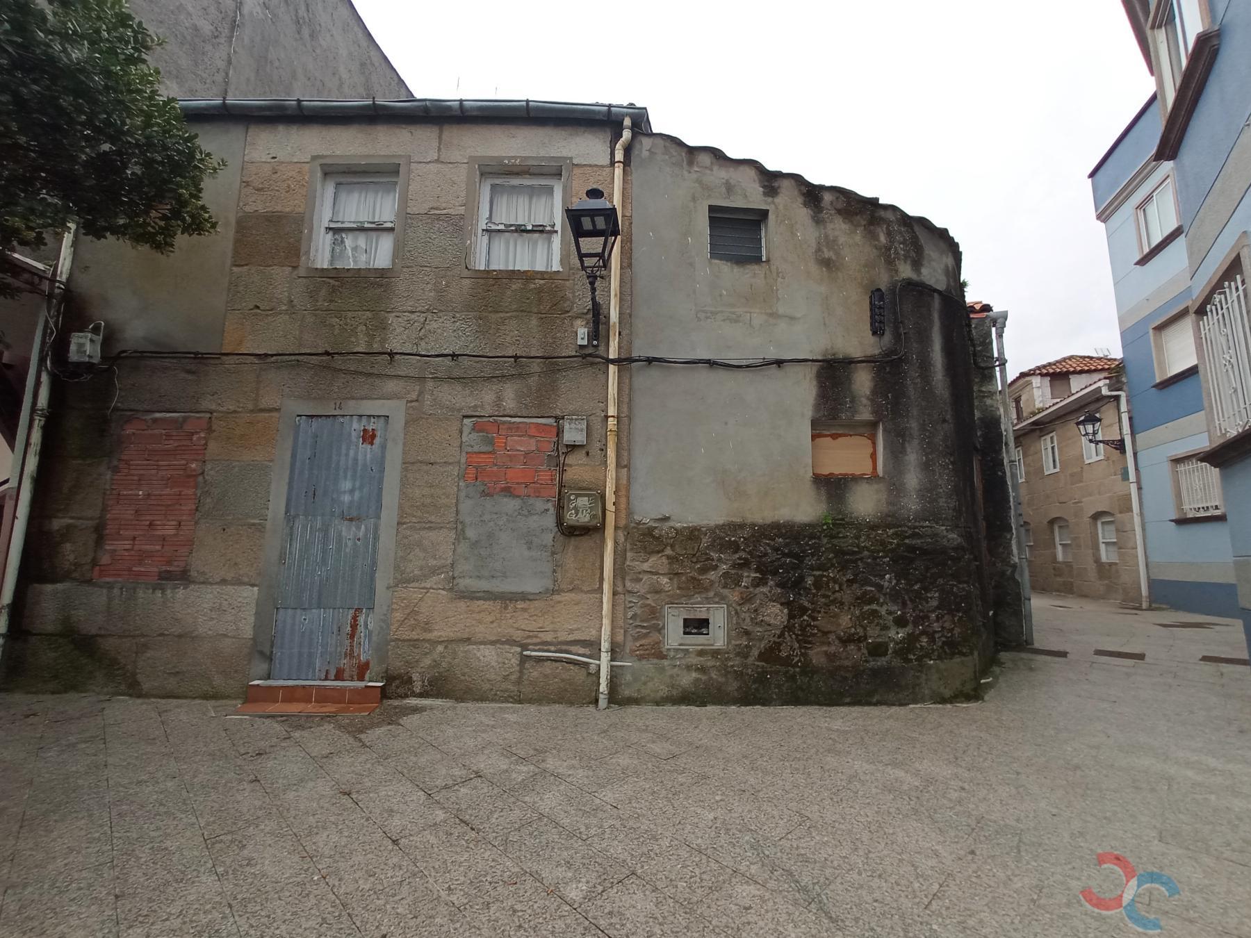For sale of house in Marín