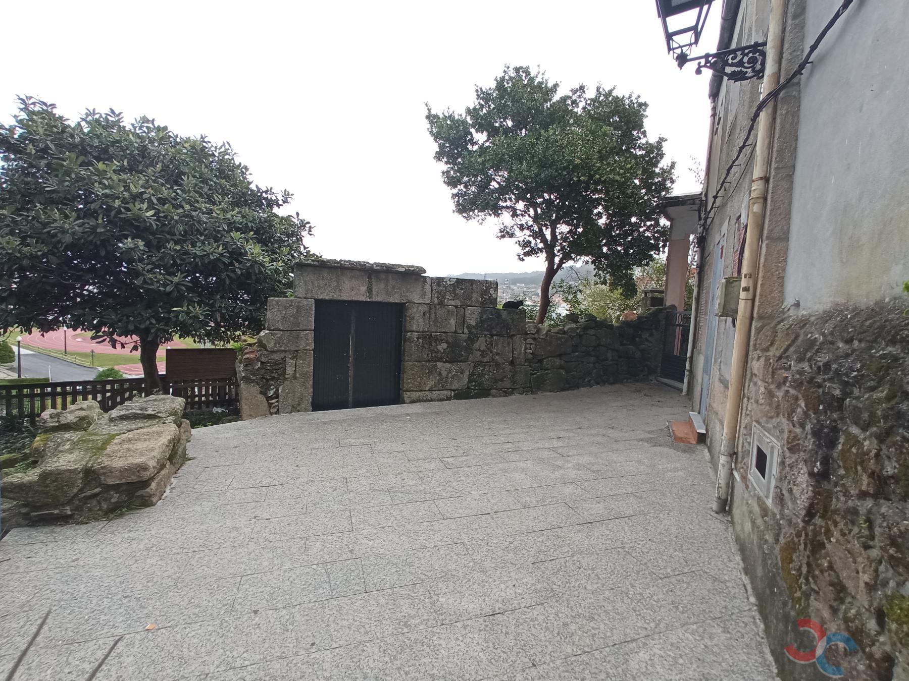 For sale of house in Marín