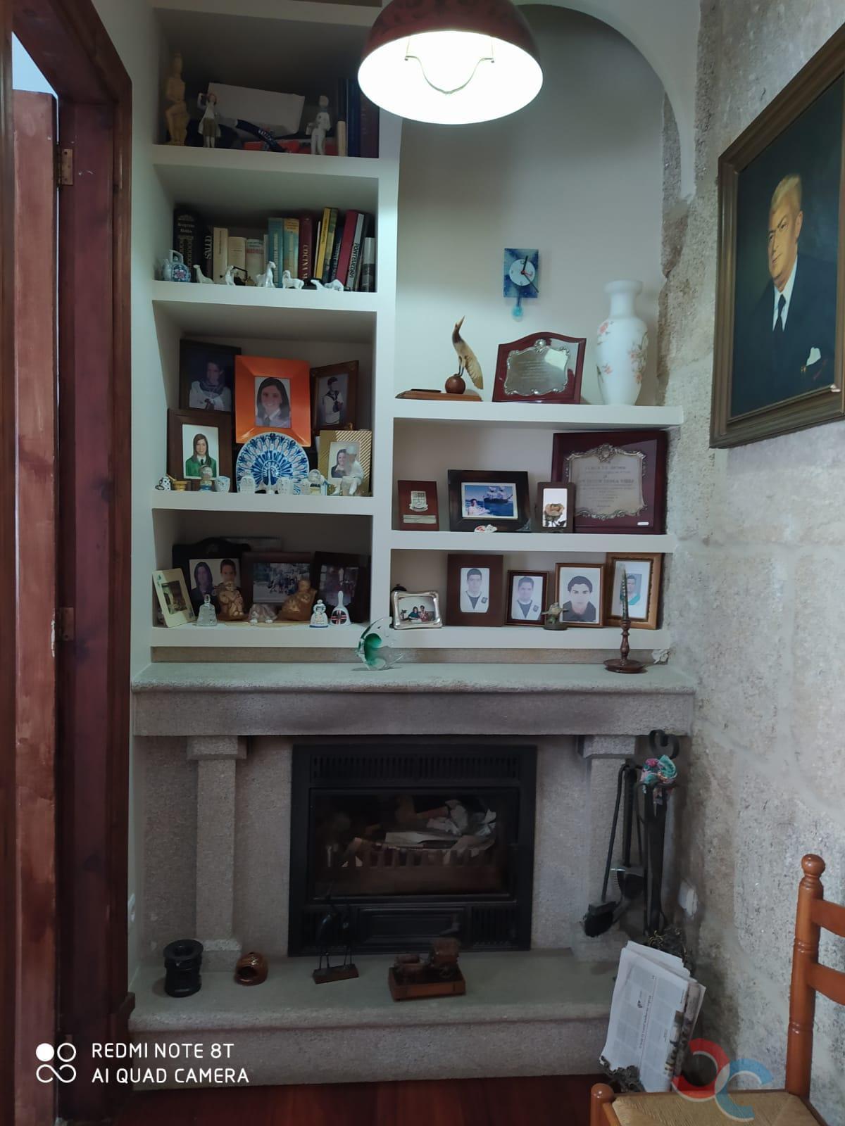 For sale of chalet in Pontevedra