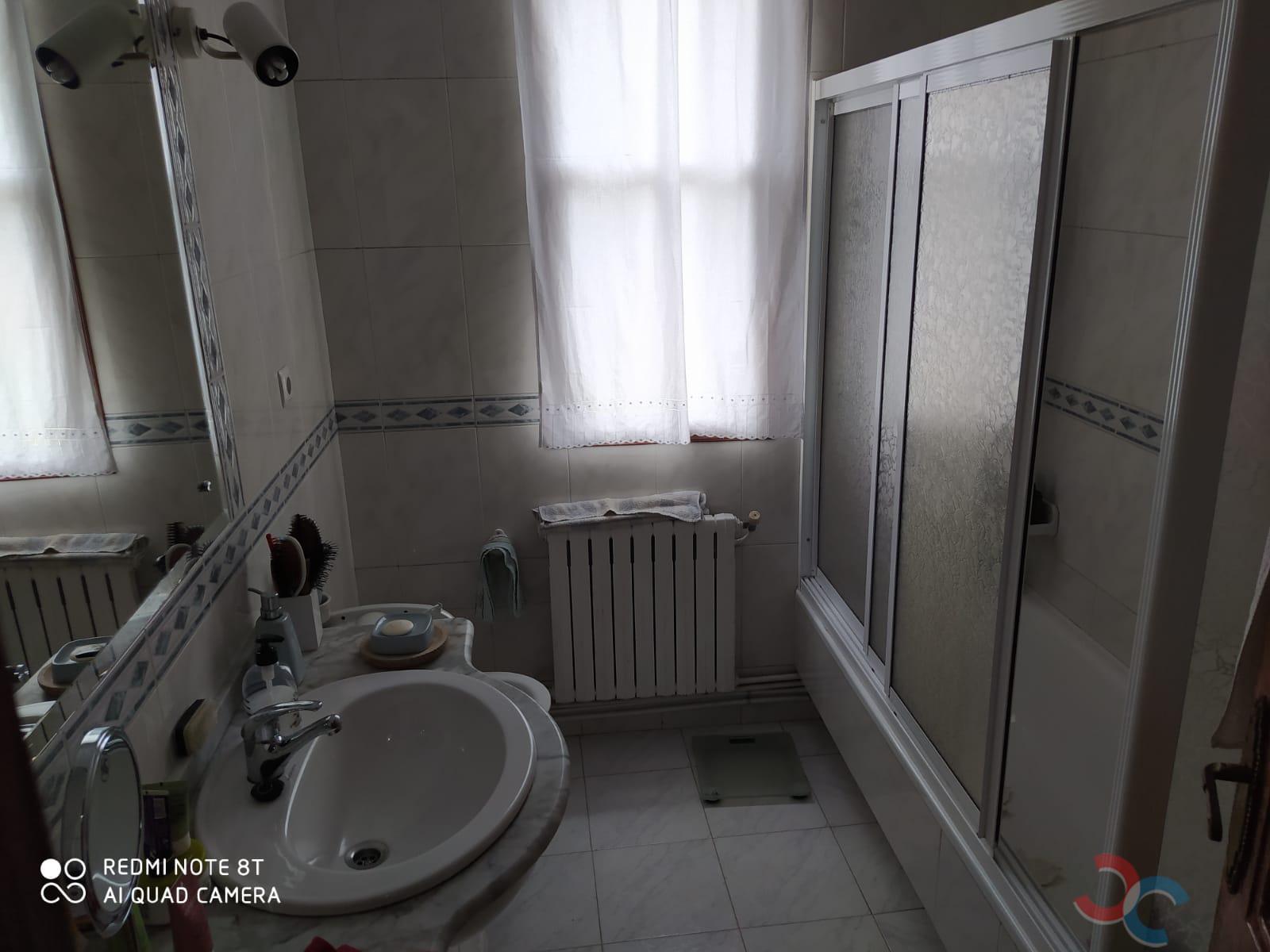 For sale of chalet in Pontevedra