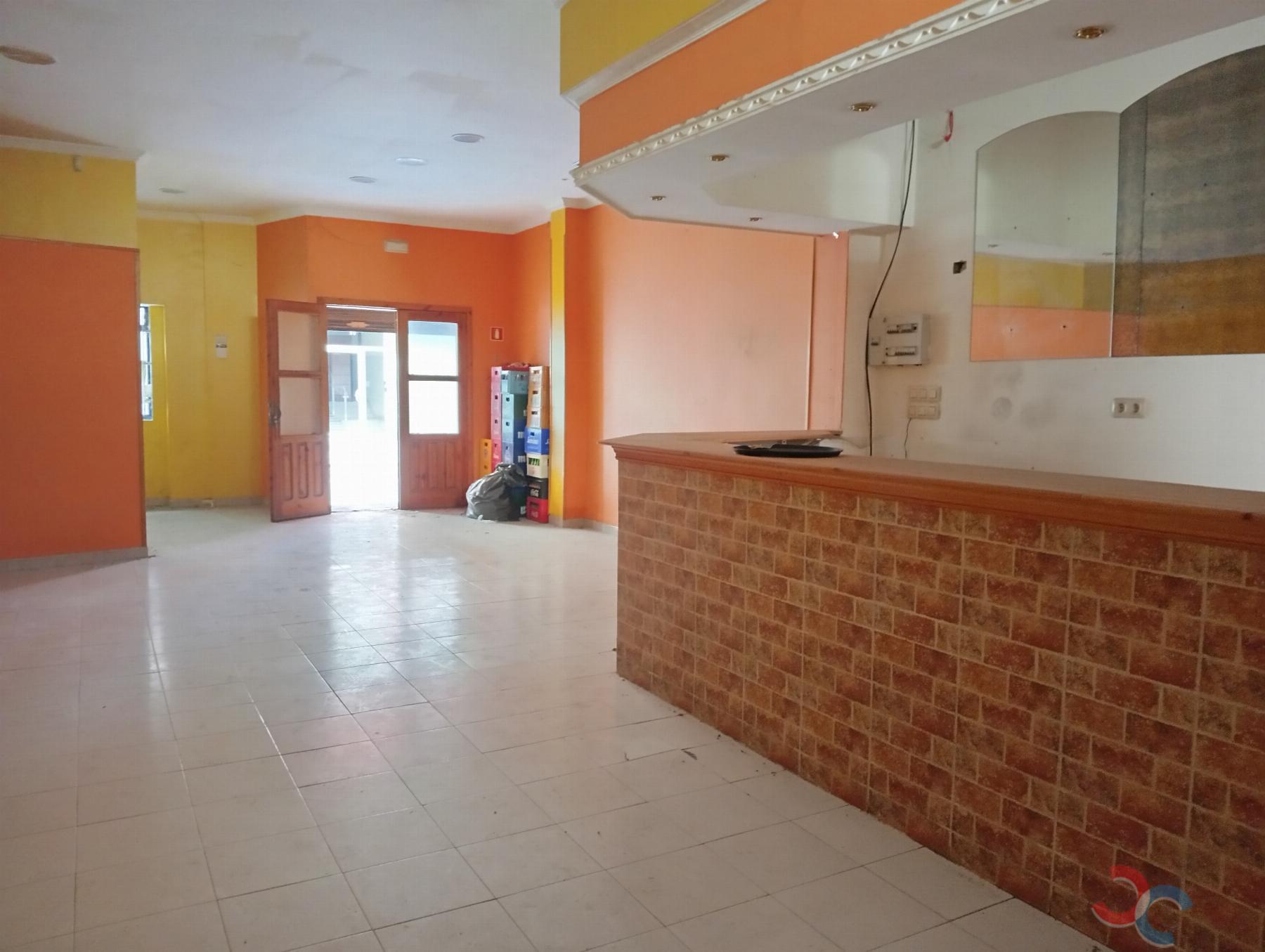 Alquiler de local en Marín