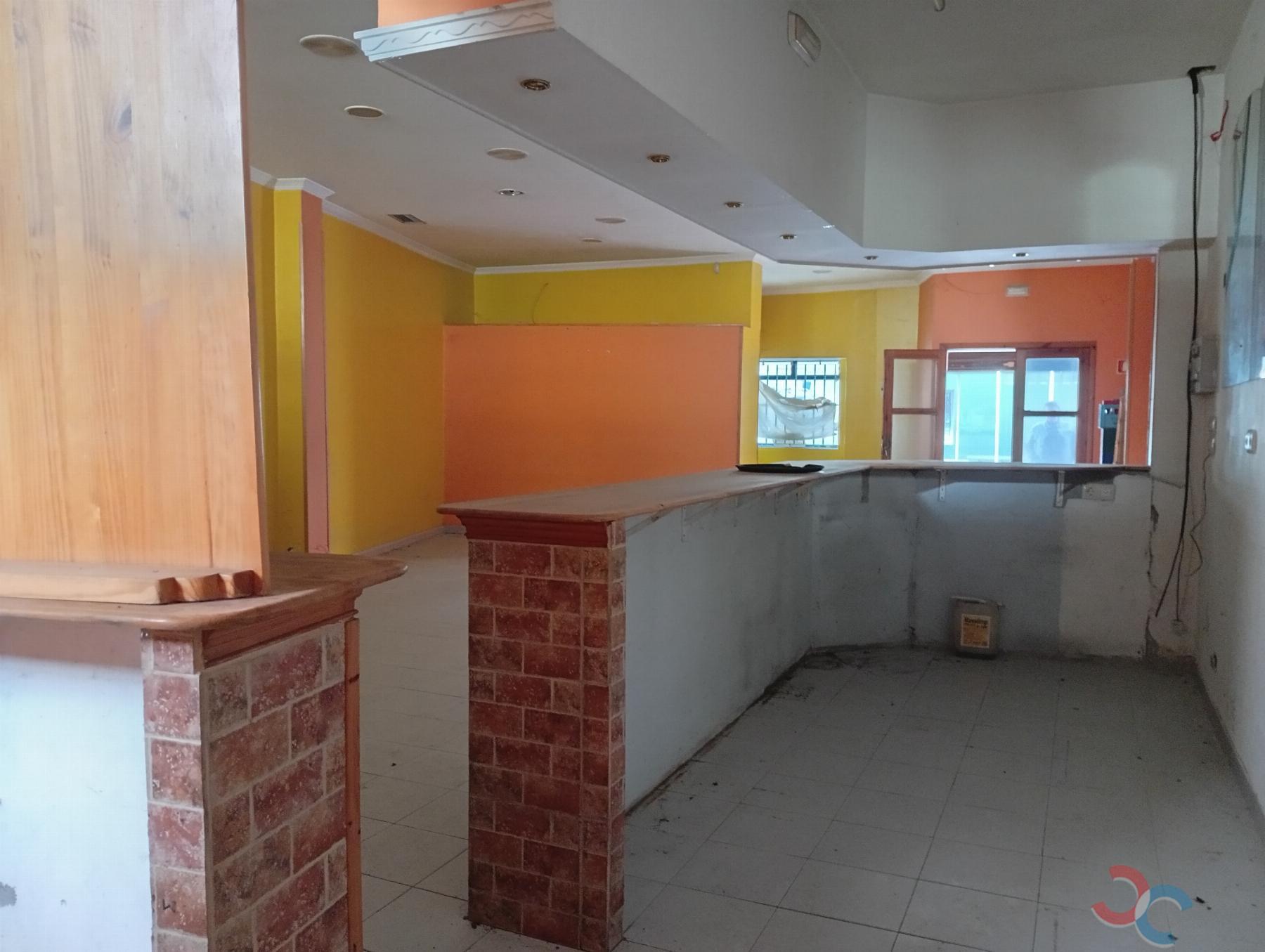 Alquiler de local en Marín