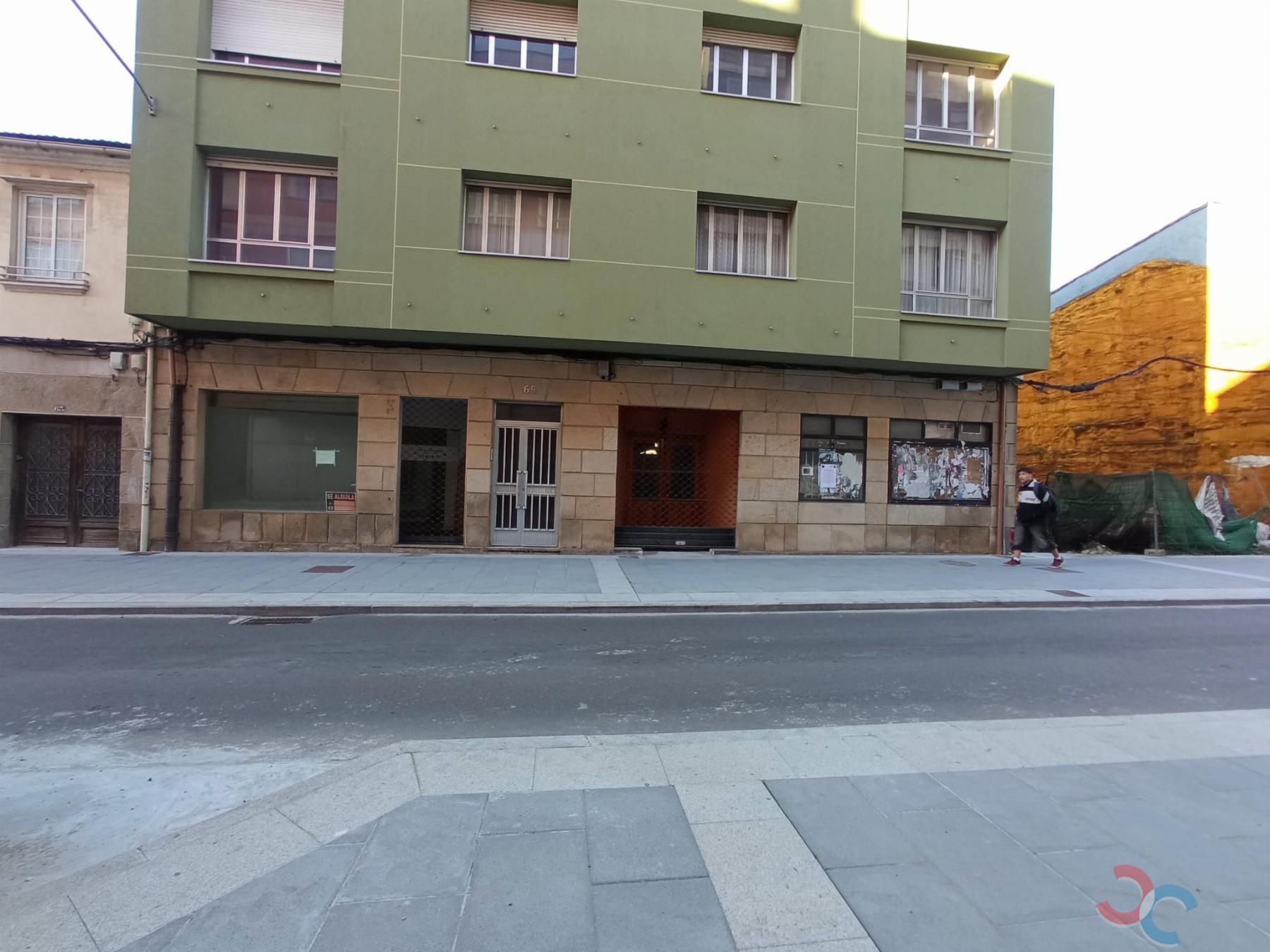 For rent of commercial in Marín