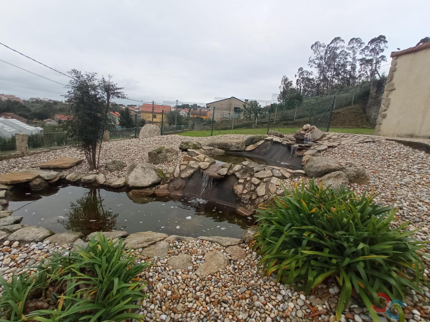 Venda de chalé em Bueu
