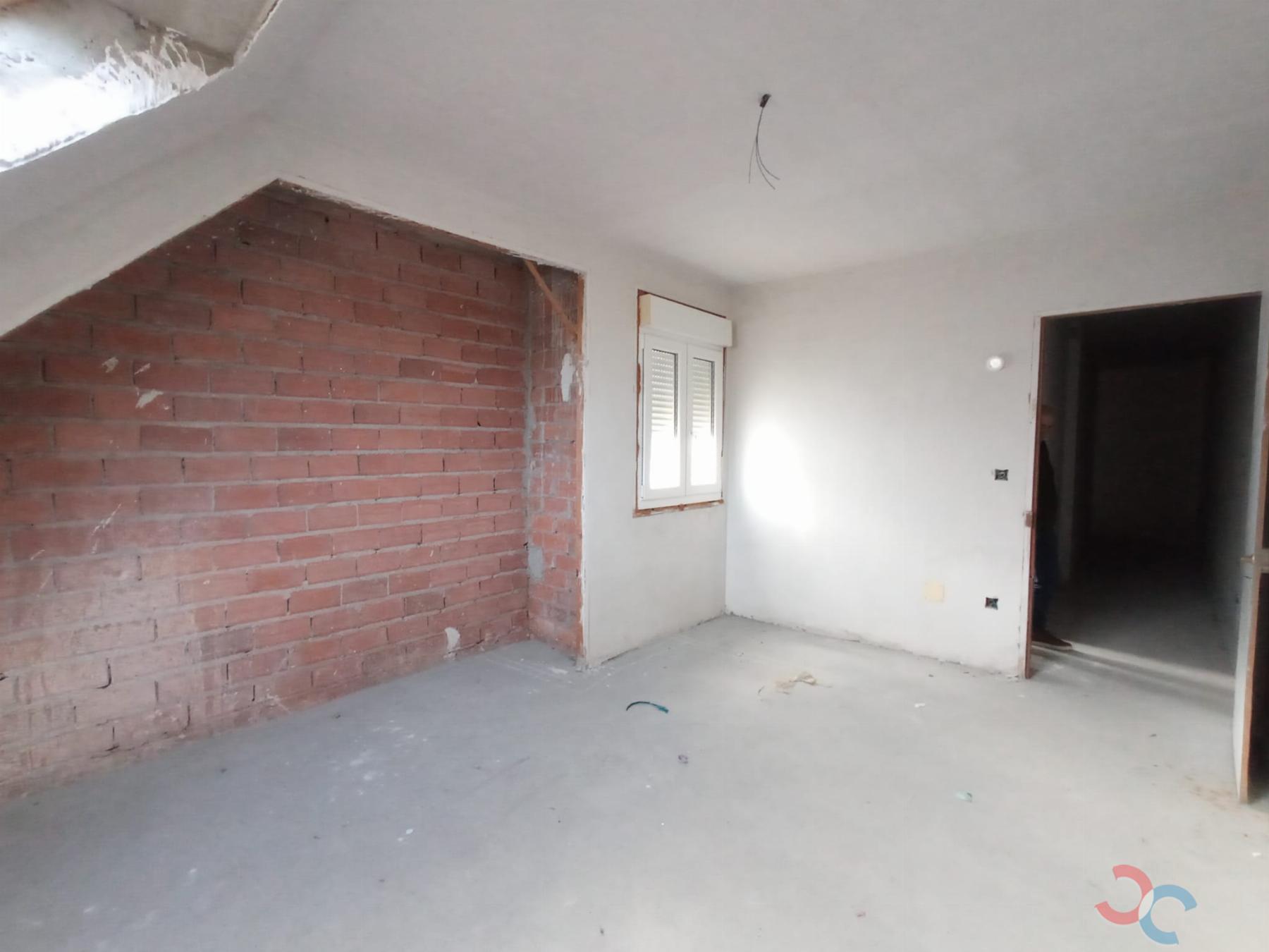 For sale of penthouse in Marín