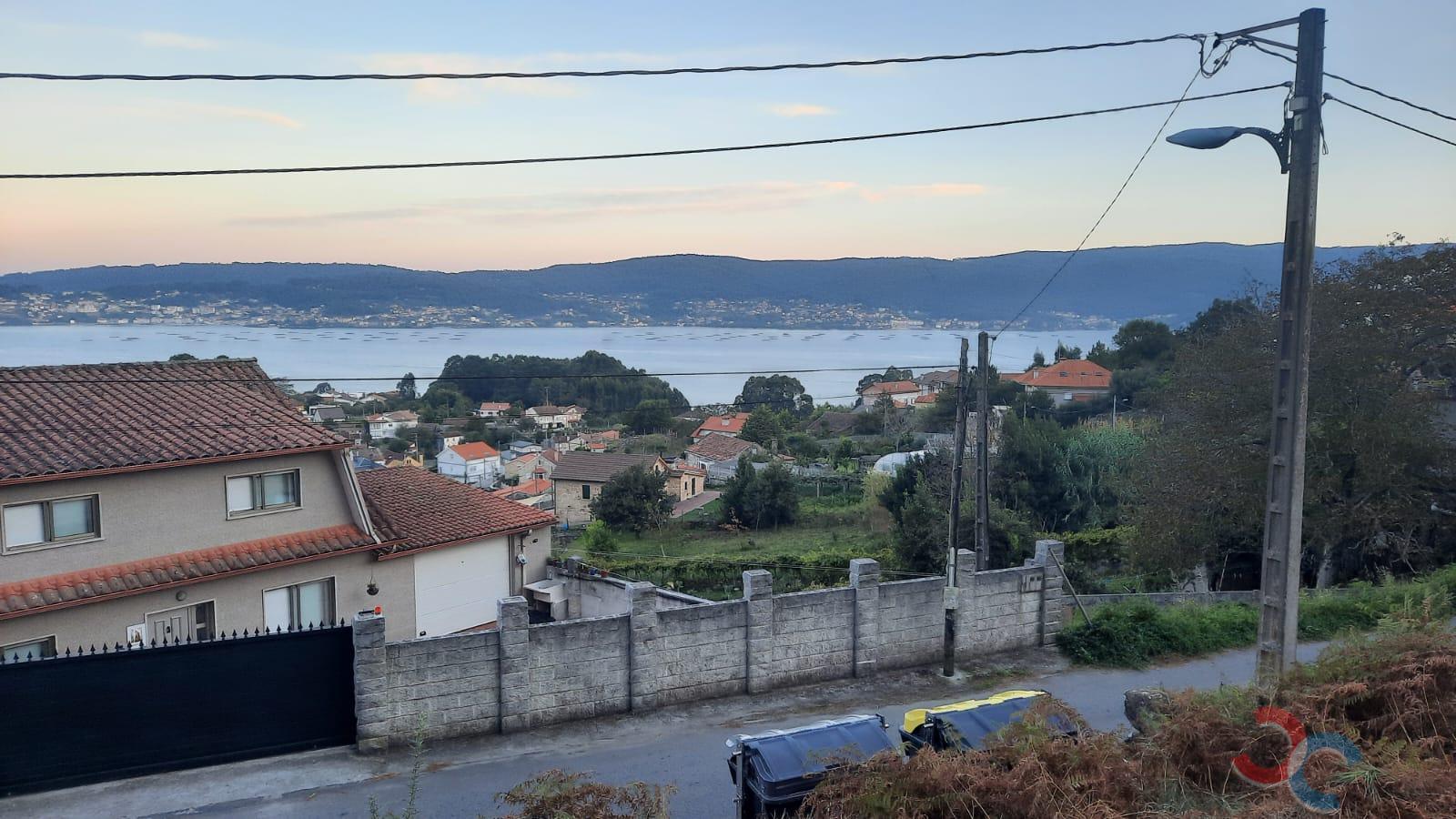 For sale of land in Marín