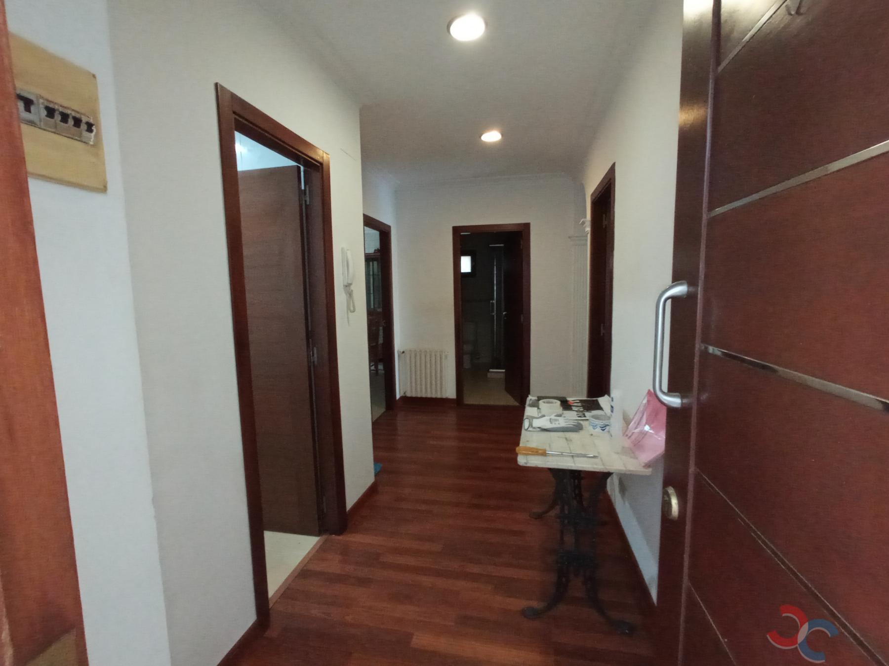 For sale of chalet in Marín