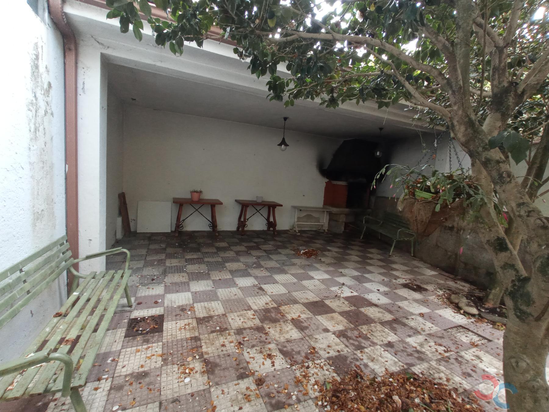 For sale of chalet in Marín