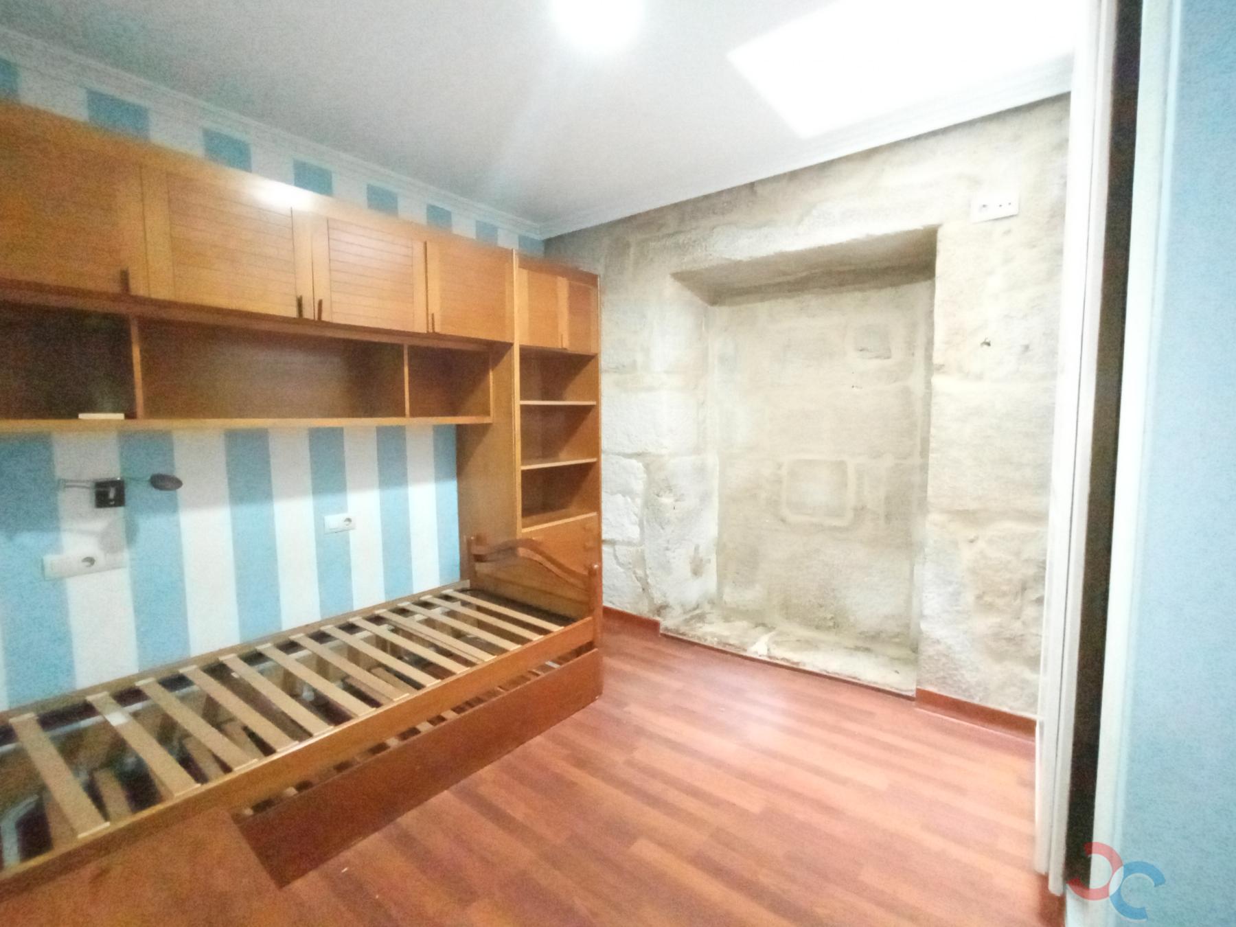 For sale of chalet in Marín