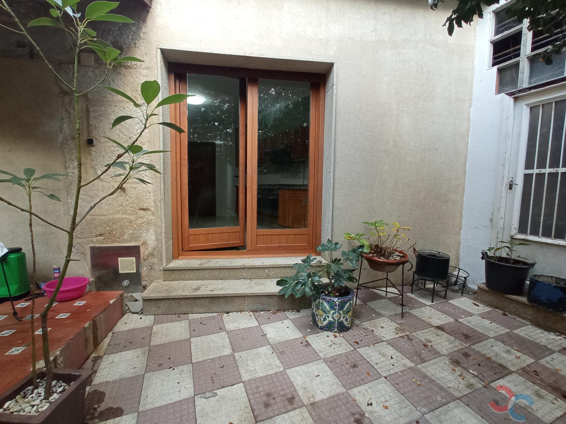 For sale of chalet in Marín