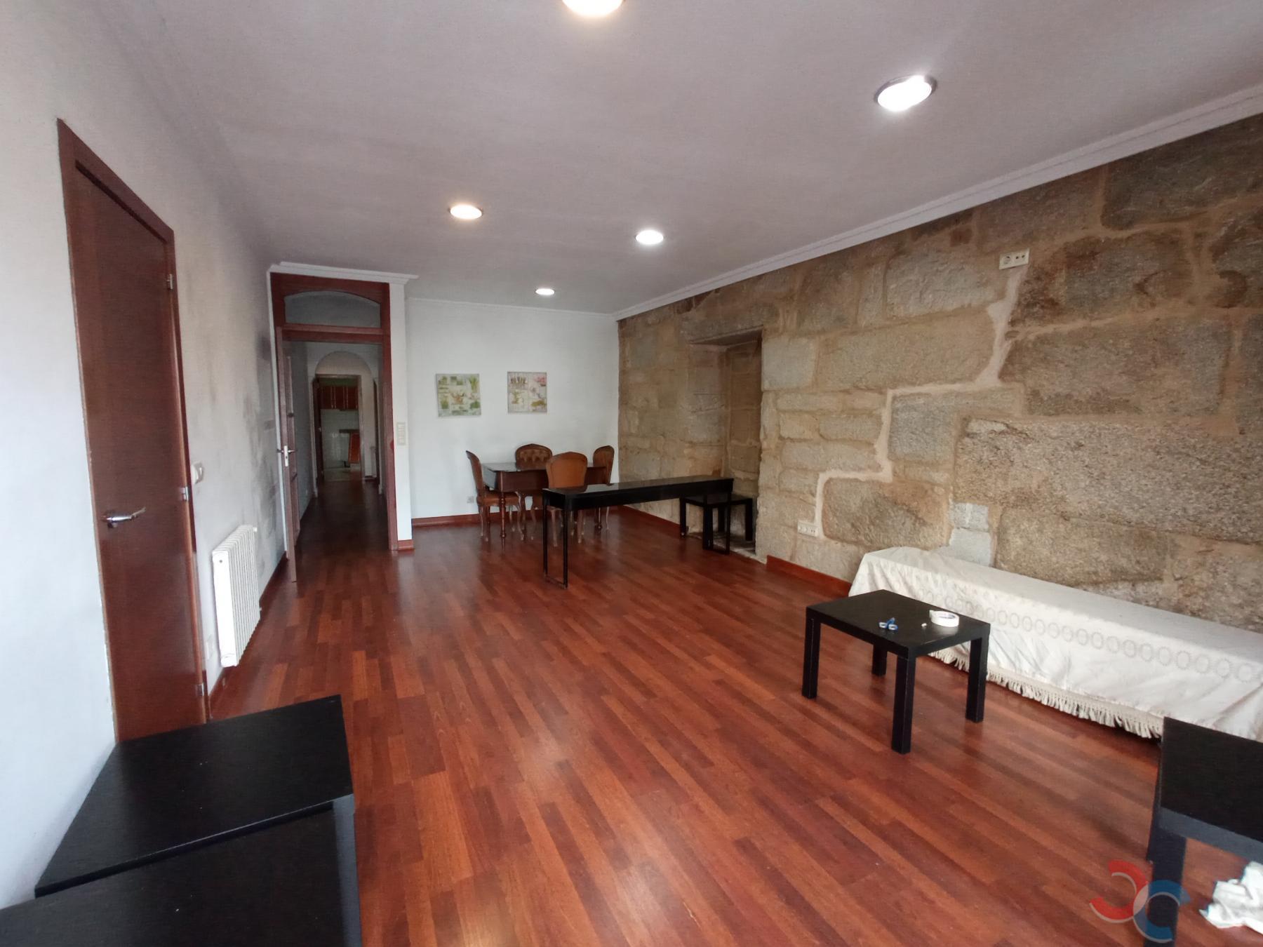 For sale of chalet in Marín