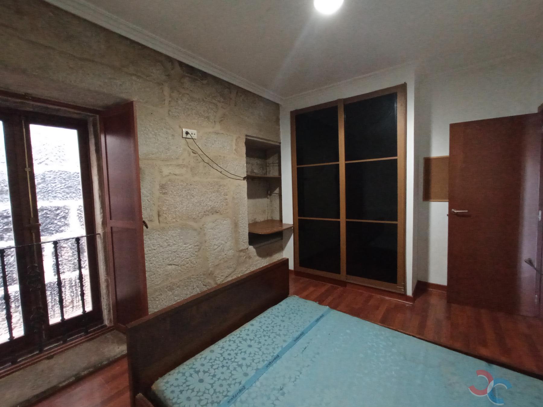 For sale of chalet in Marín