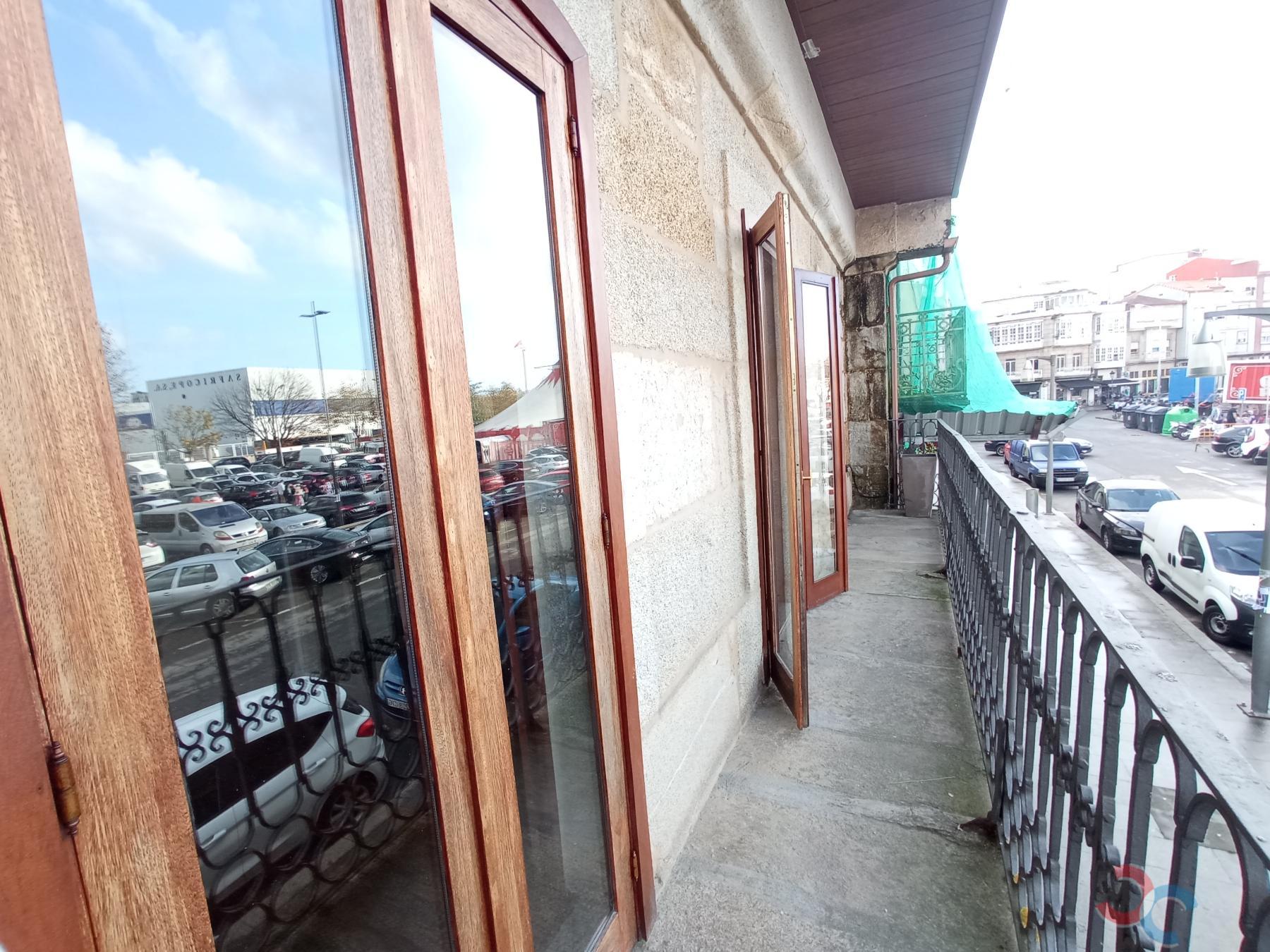 For sale of chalet in Marín