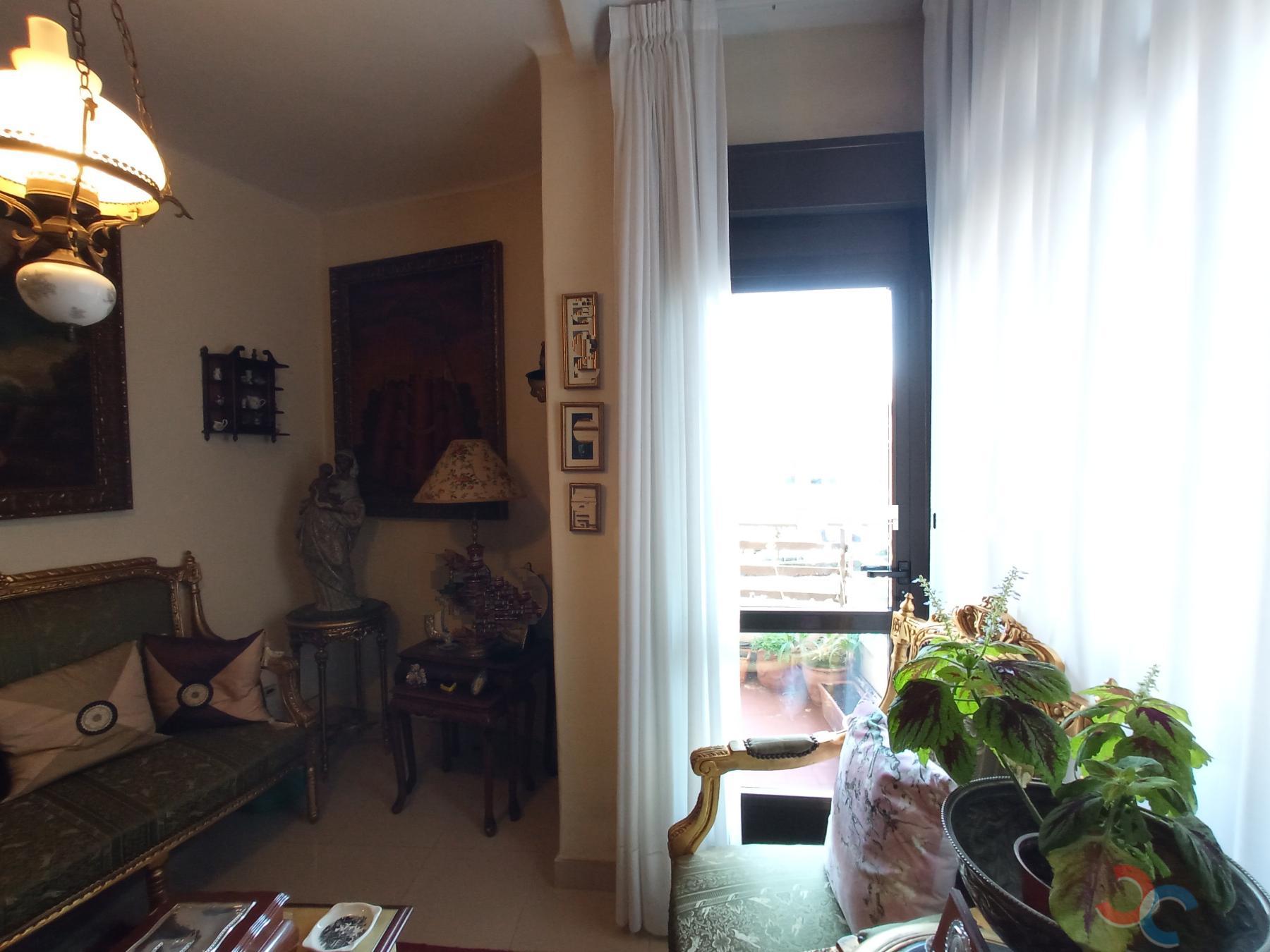 For sale of flat in Marín