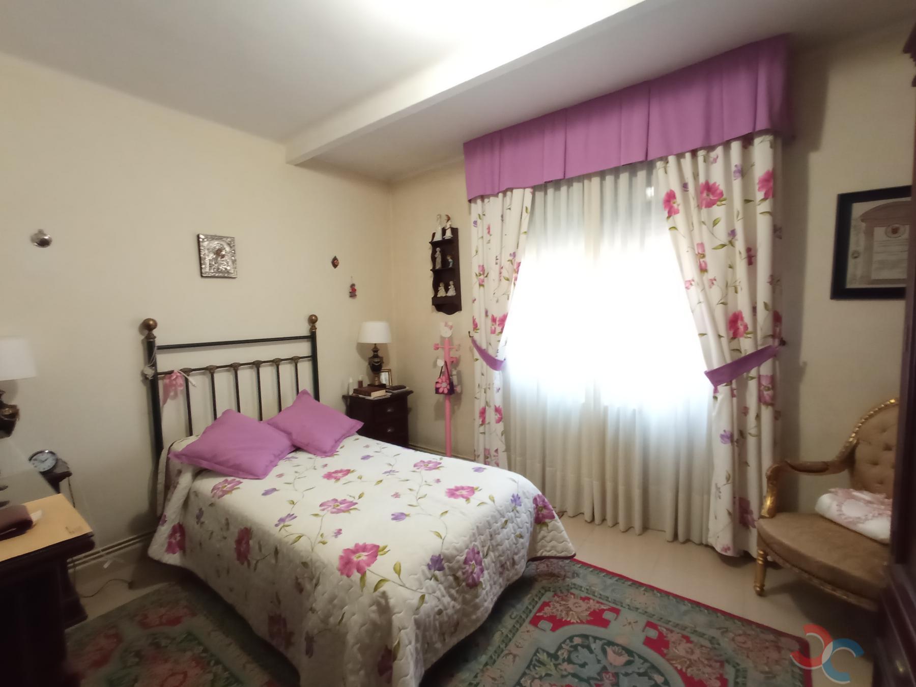 For sale of flat in Marín