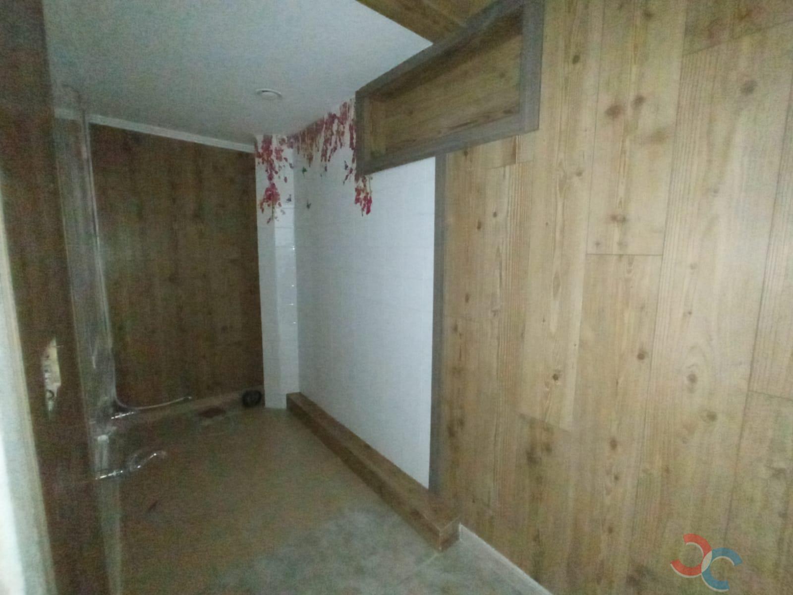 For rent of commercial in Marín