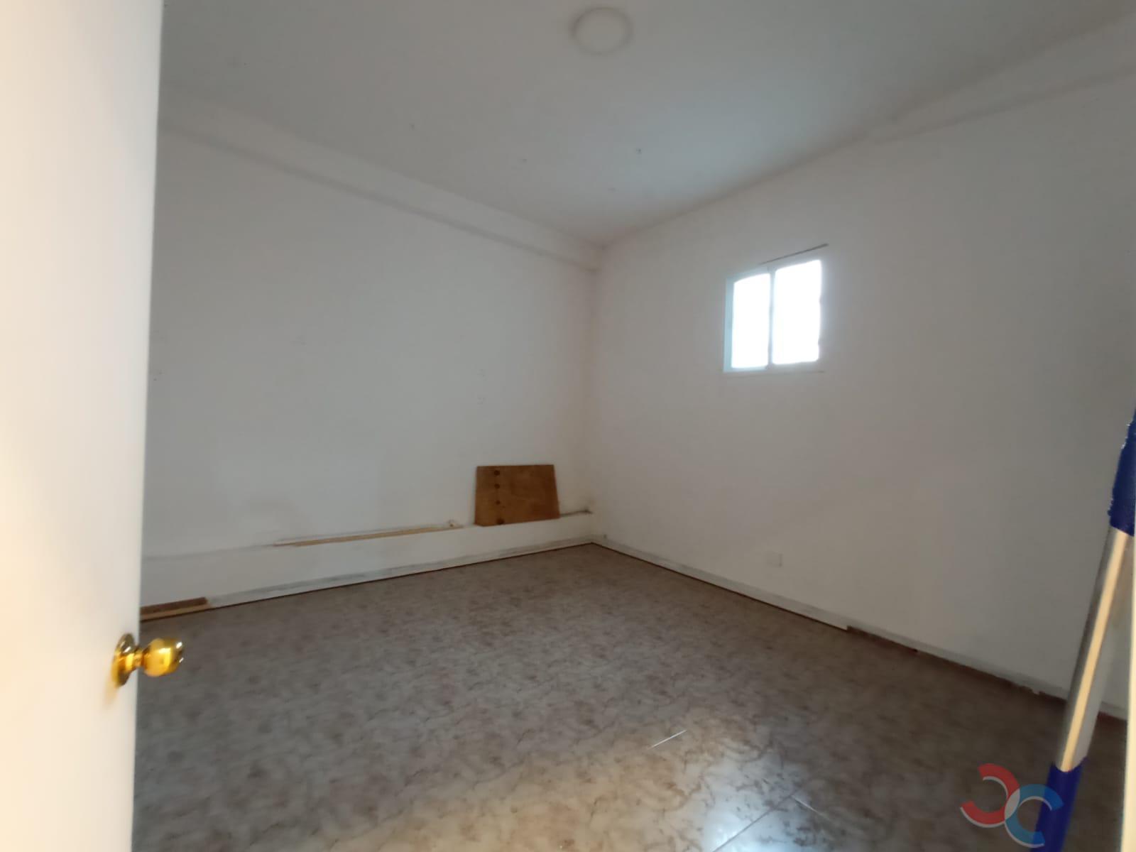 For rent of commercial in Marín