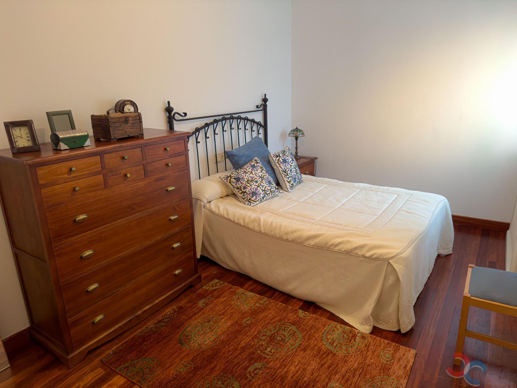 For sale of flat in Pontevedra