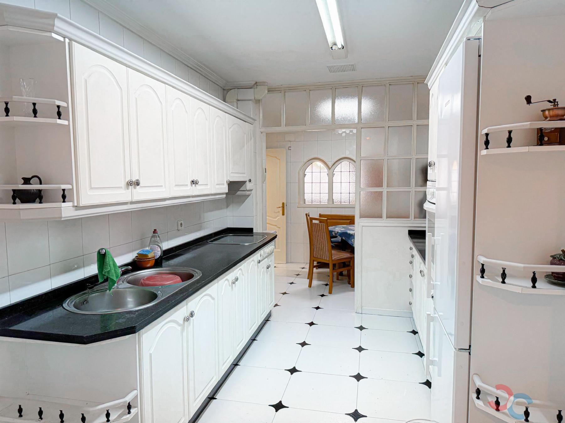 For sale of flat in Pontevedra